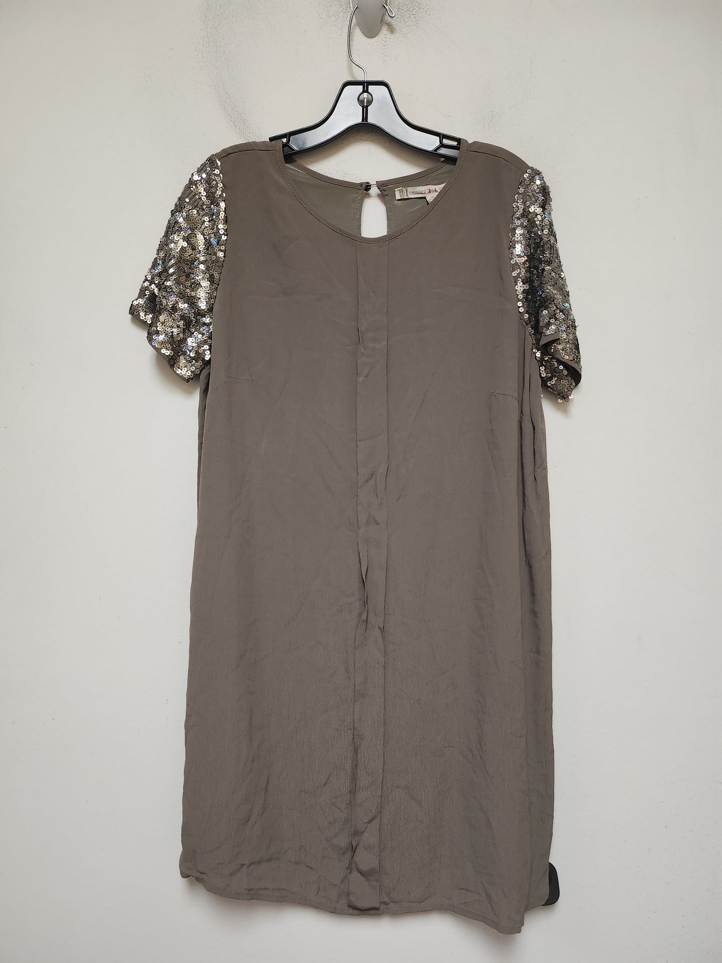 Dress Casual Short By Chelsea And Violet In Brown, Size: M