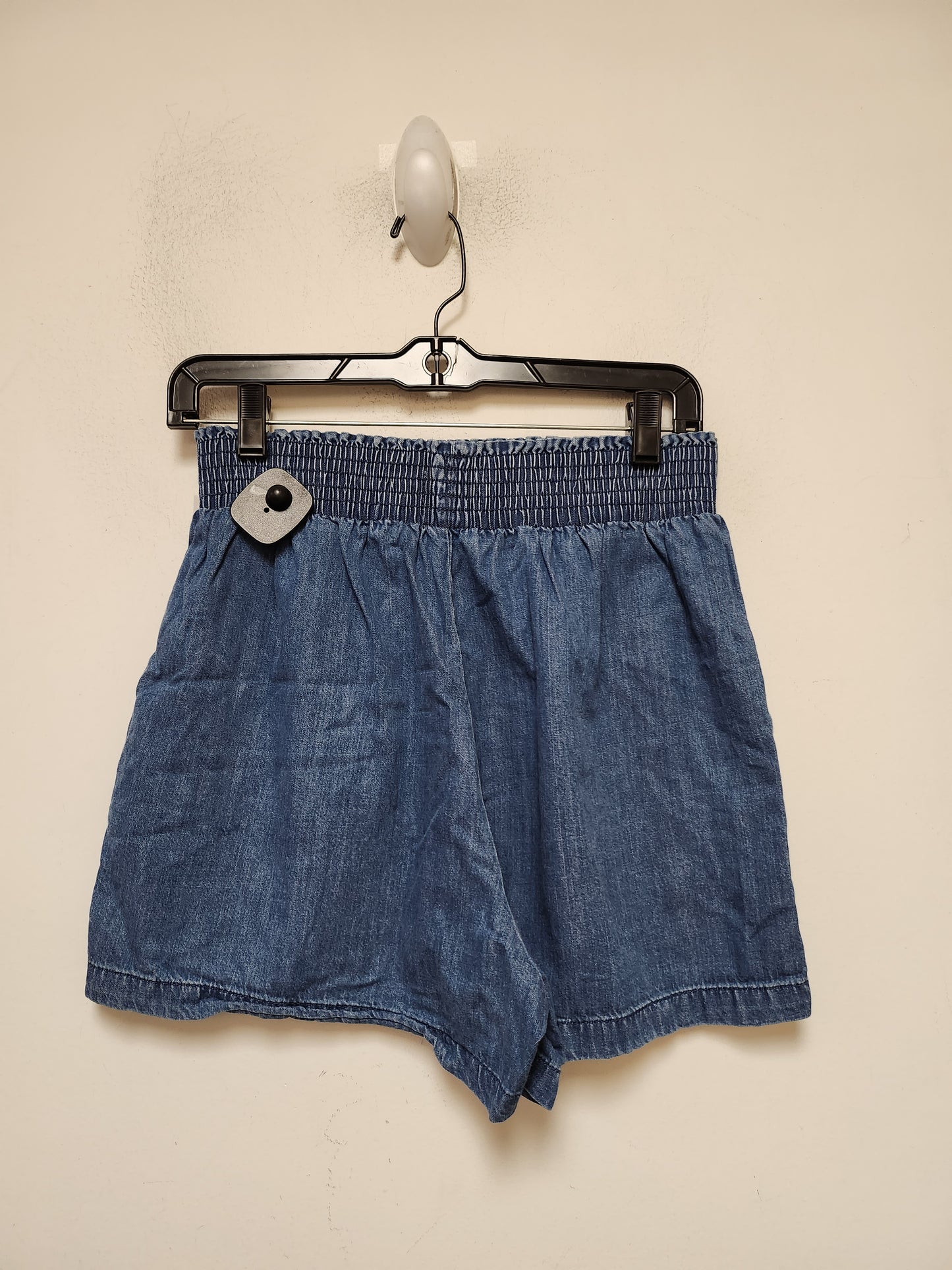 Blue Denim Shorts Universal Thread, Size 4