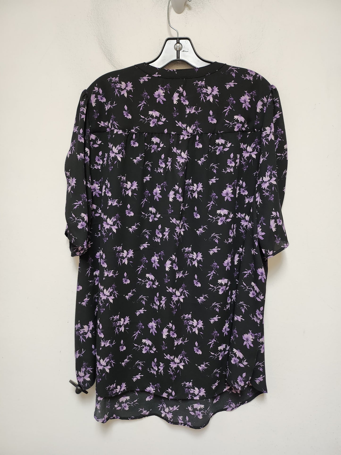 Top Short Sleeve By Torrid In Floral Print, Size: 3x