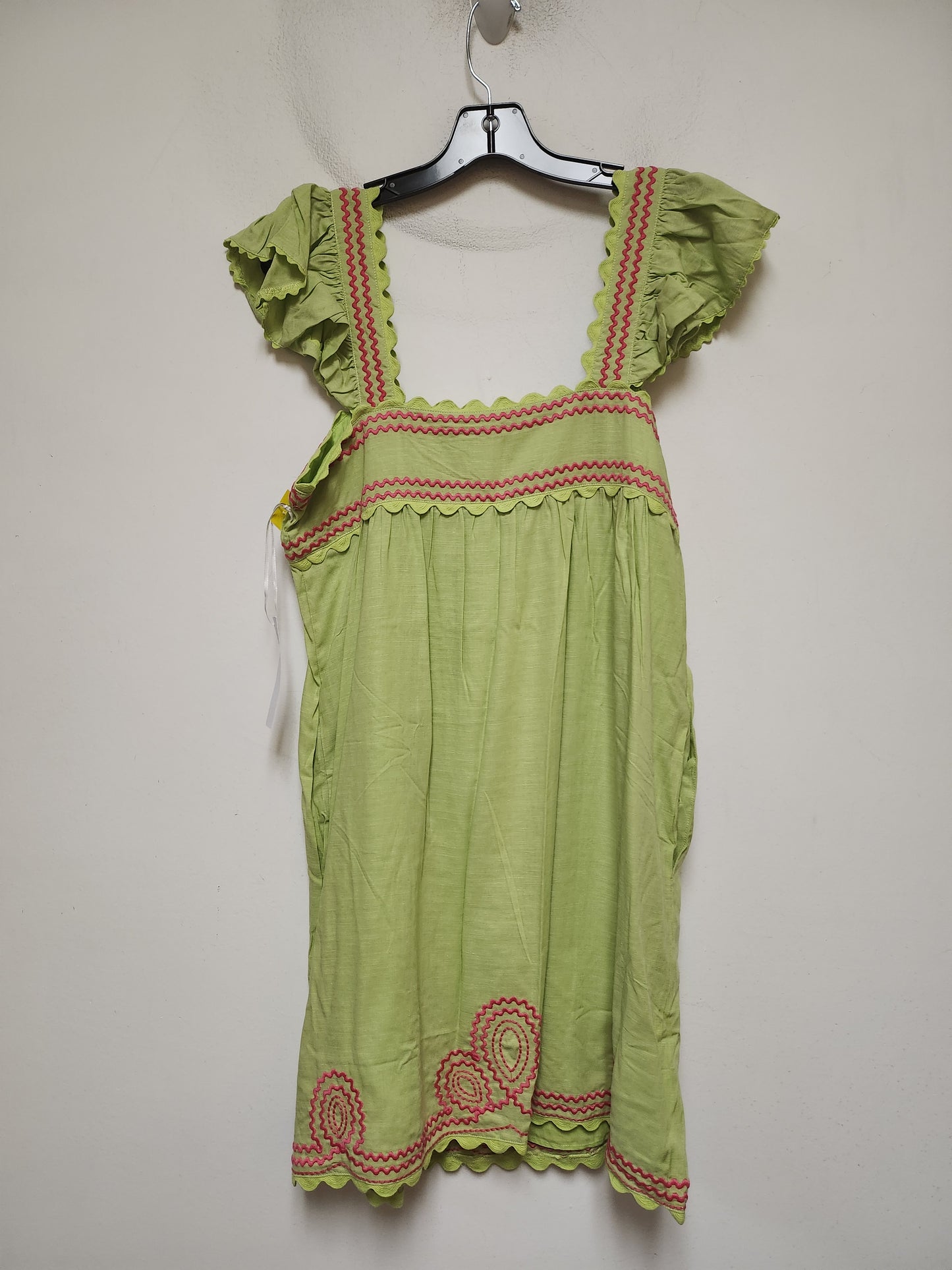 Dress Casual Short By Clothes Mentor In Green & Pink, Size: M