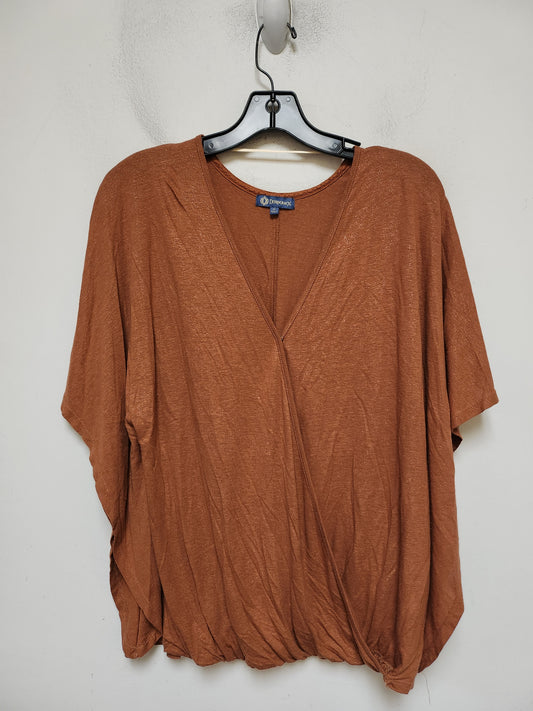 Top Short Sleeve By Democracy In Brown, Size: L