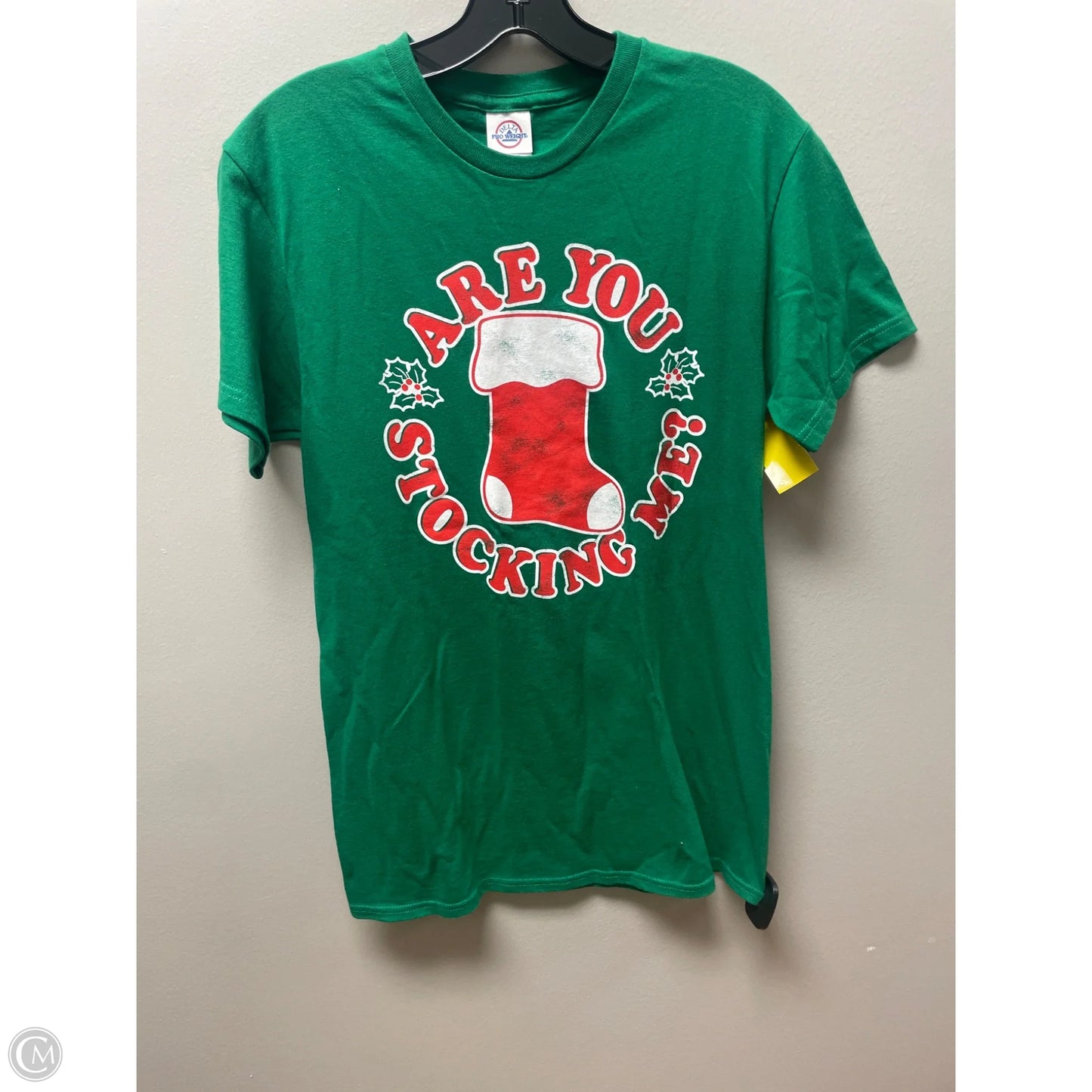 Top Short Sleeve Basic By Clothes Mentor In Green & Red, Size: S