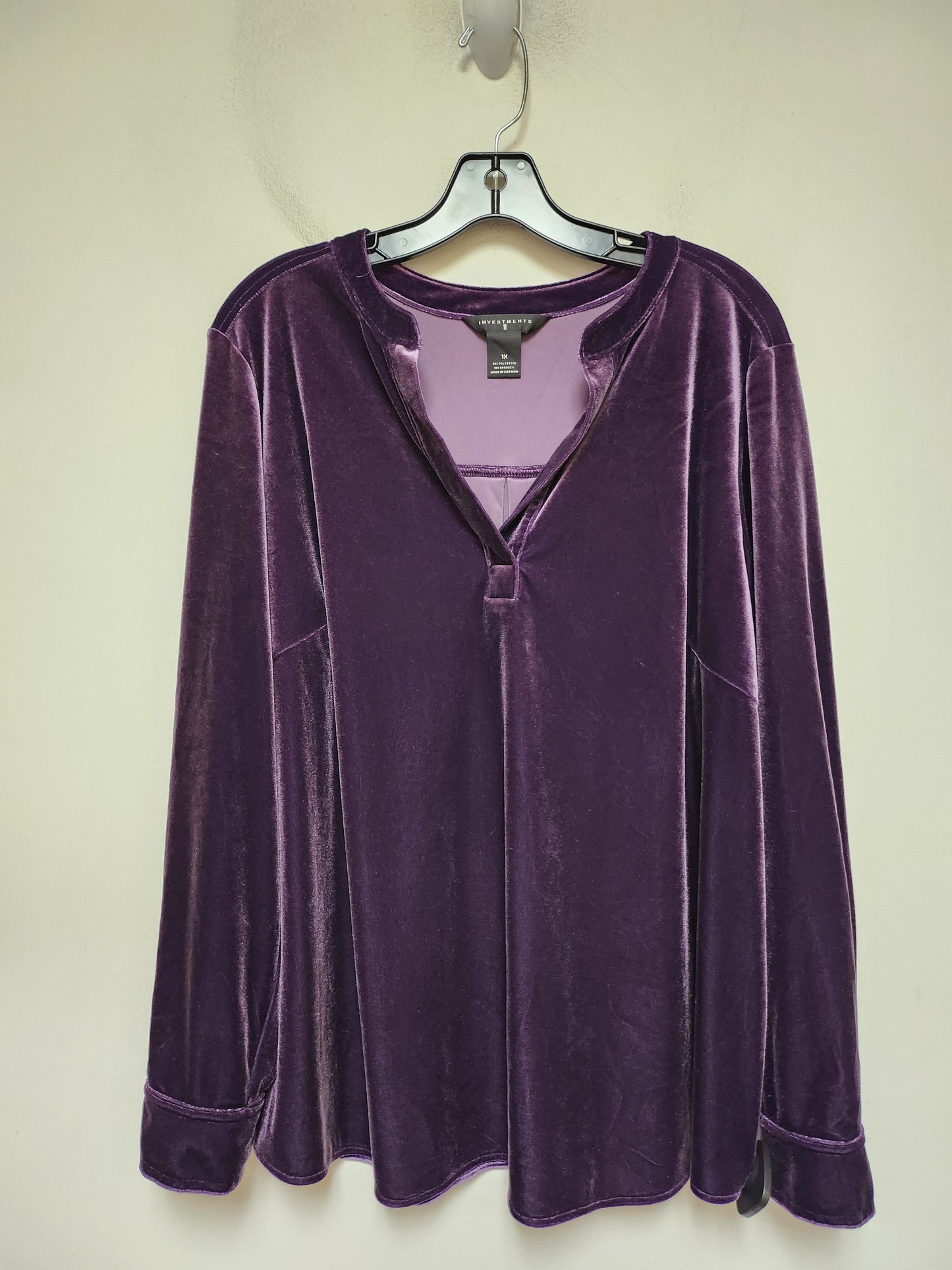 Top Long Sleeve By Investments In Purple, Size: 1x