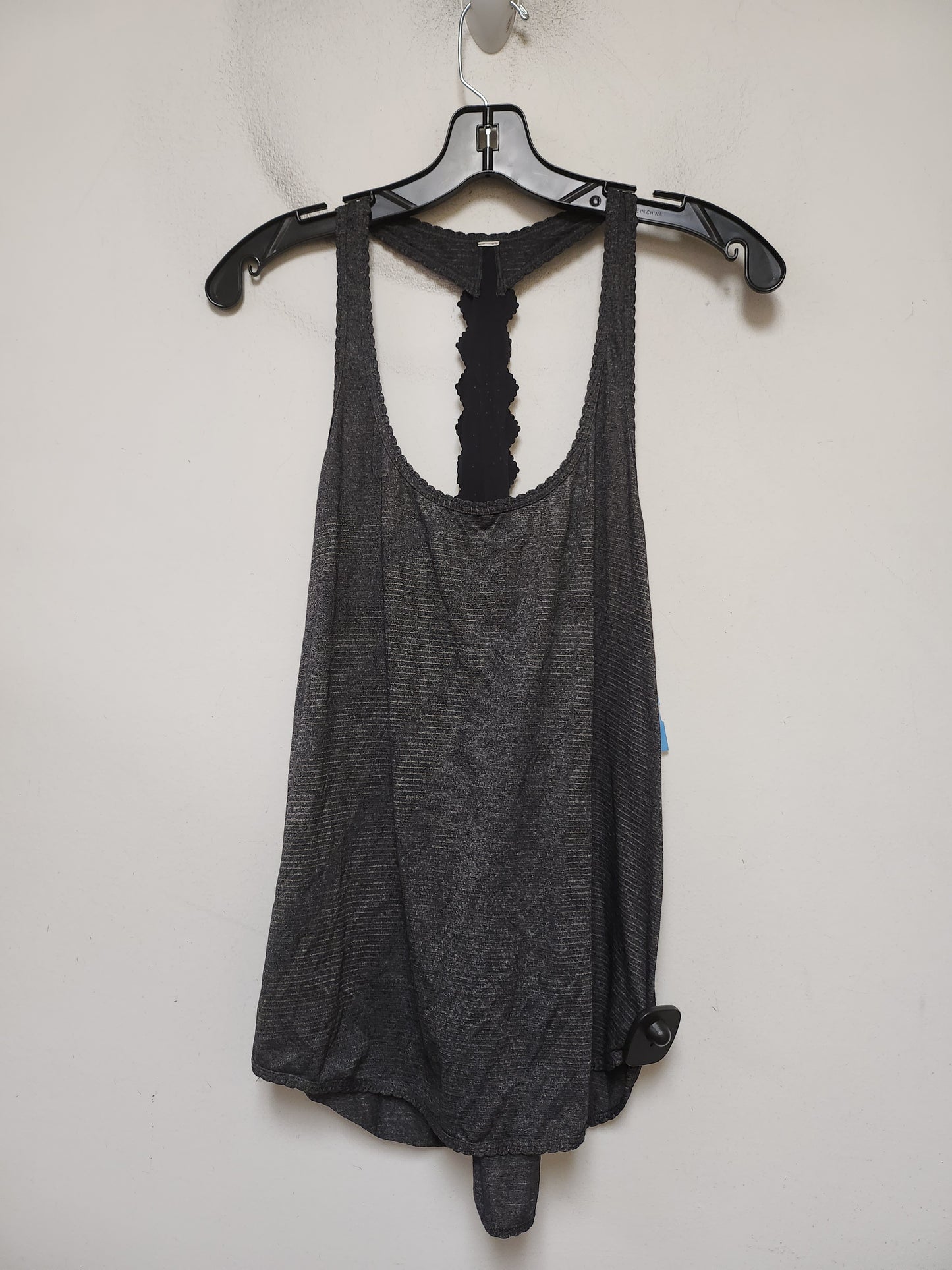 Athletic Tank Top By Lululemon In Striped Pattern, Size: S