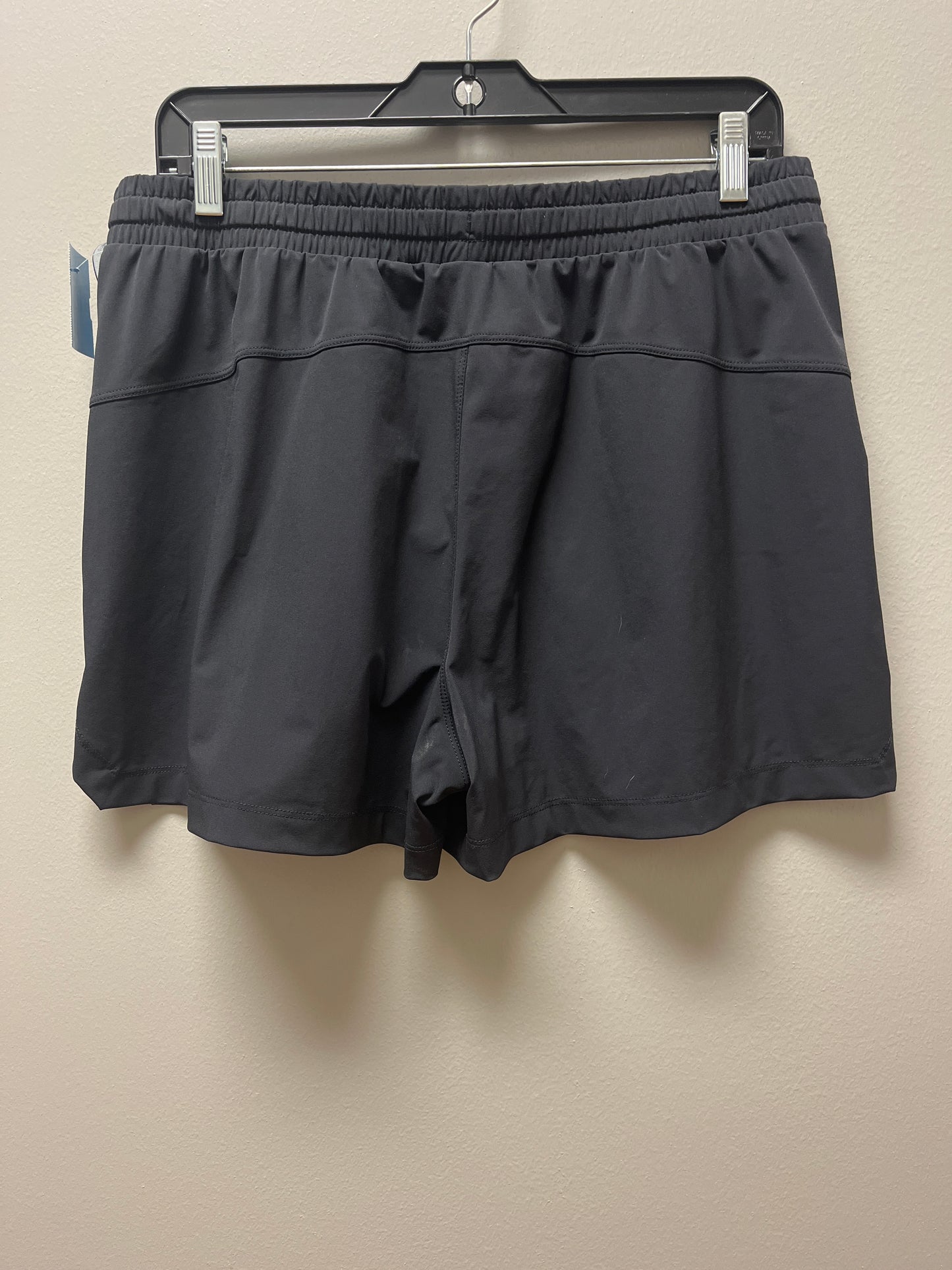 Athletic Shorts By Fabletics In Black, Size: Xl