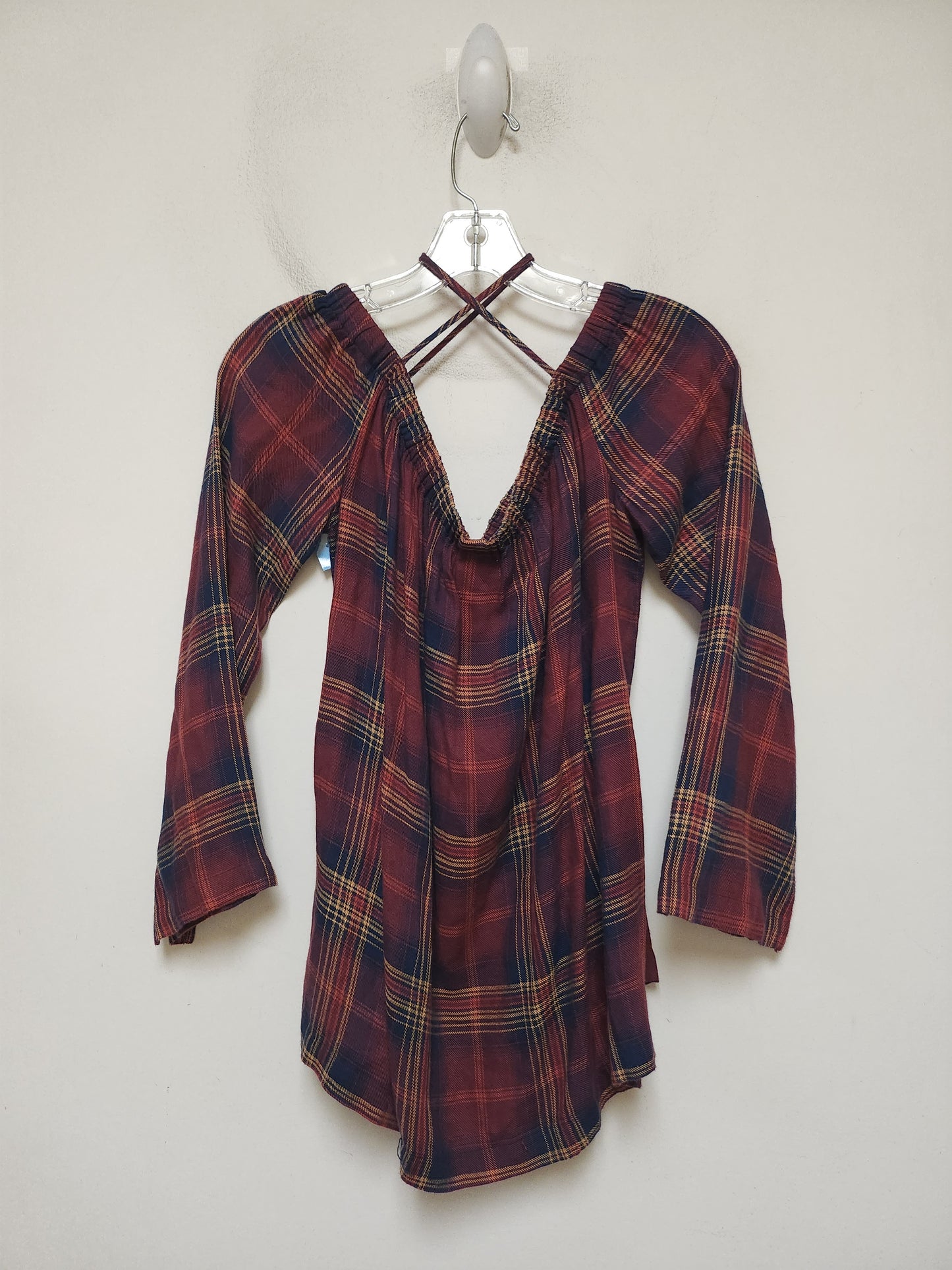 Top Long Sleeve By Cloth & Stone In Plaid Pattern, Size: L