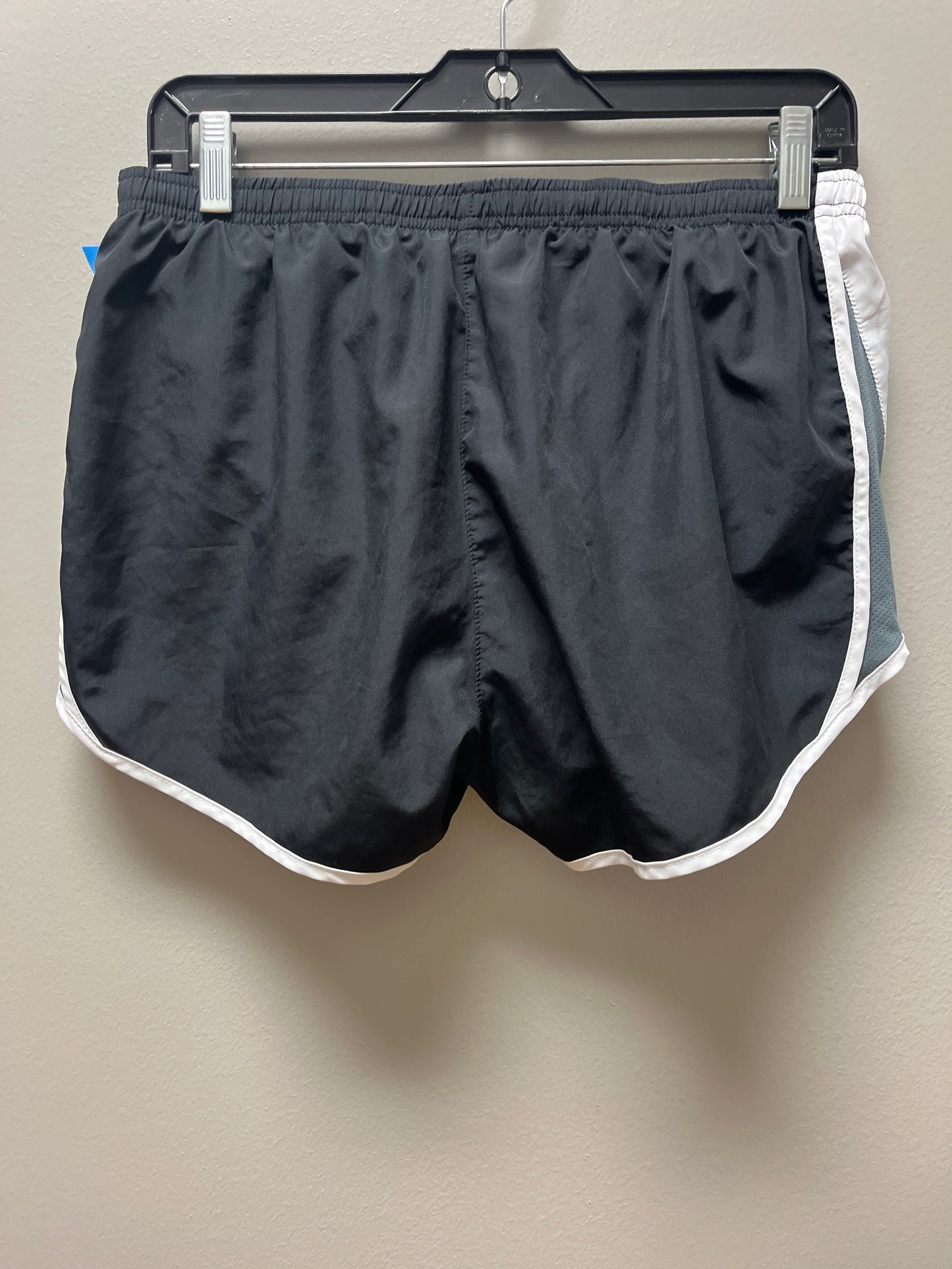 Athletic Shorts By Nike Apparel In Black & White, Size: M