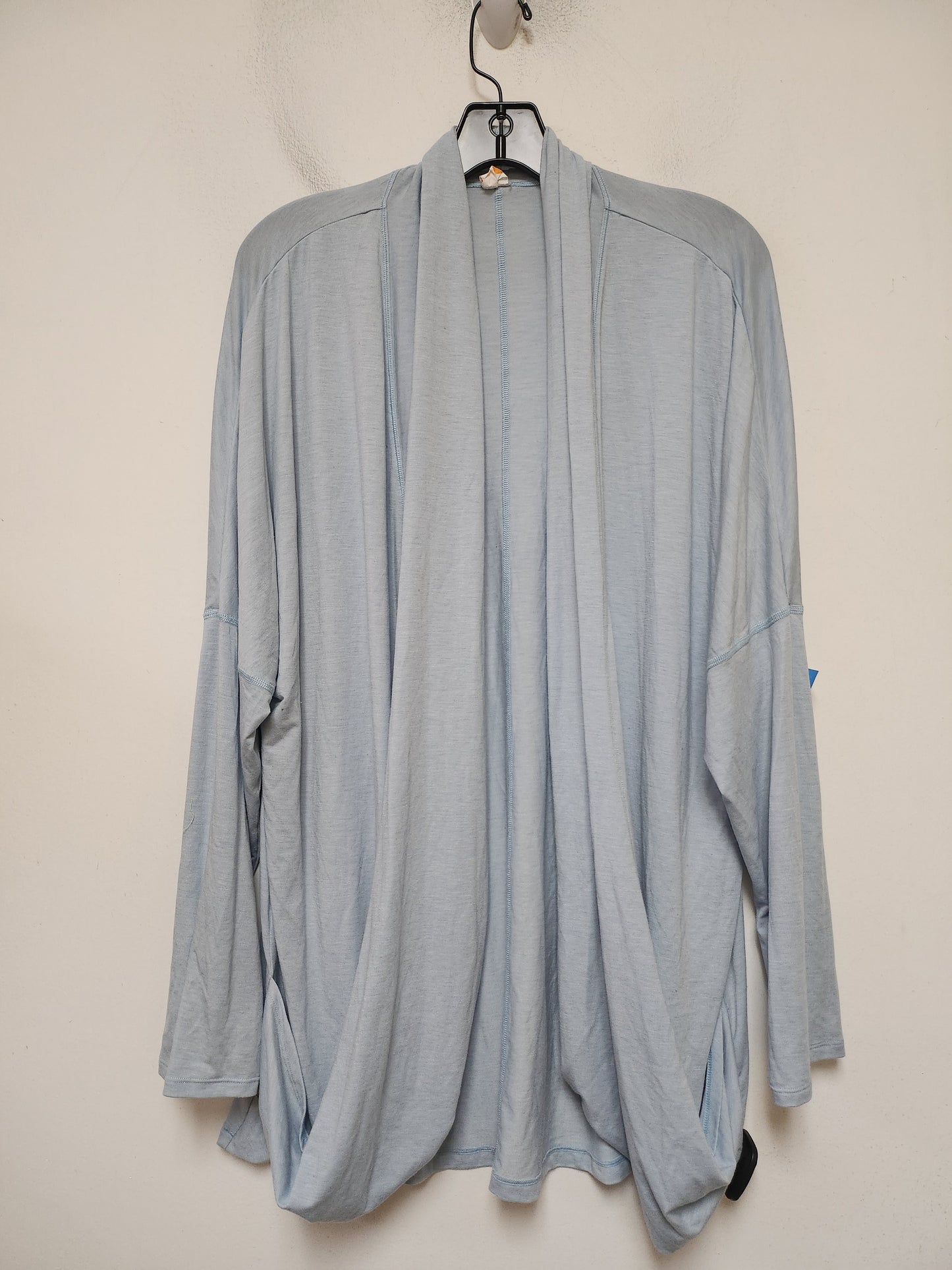 Athletic Top Long Sleeve Collar By Lucy In Blue, Size: 2x