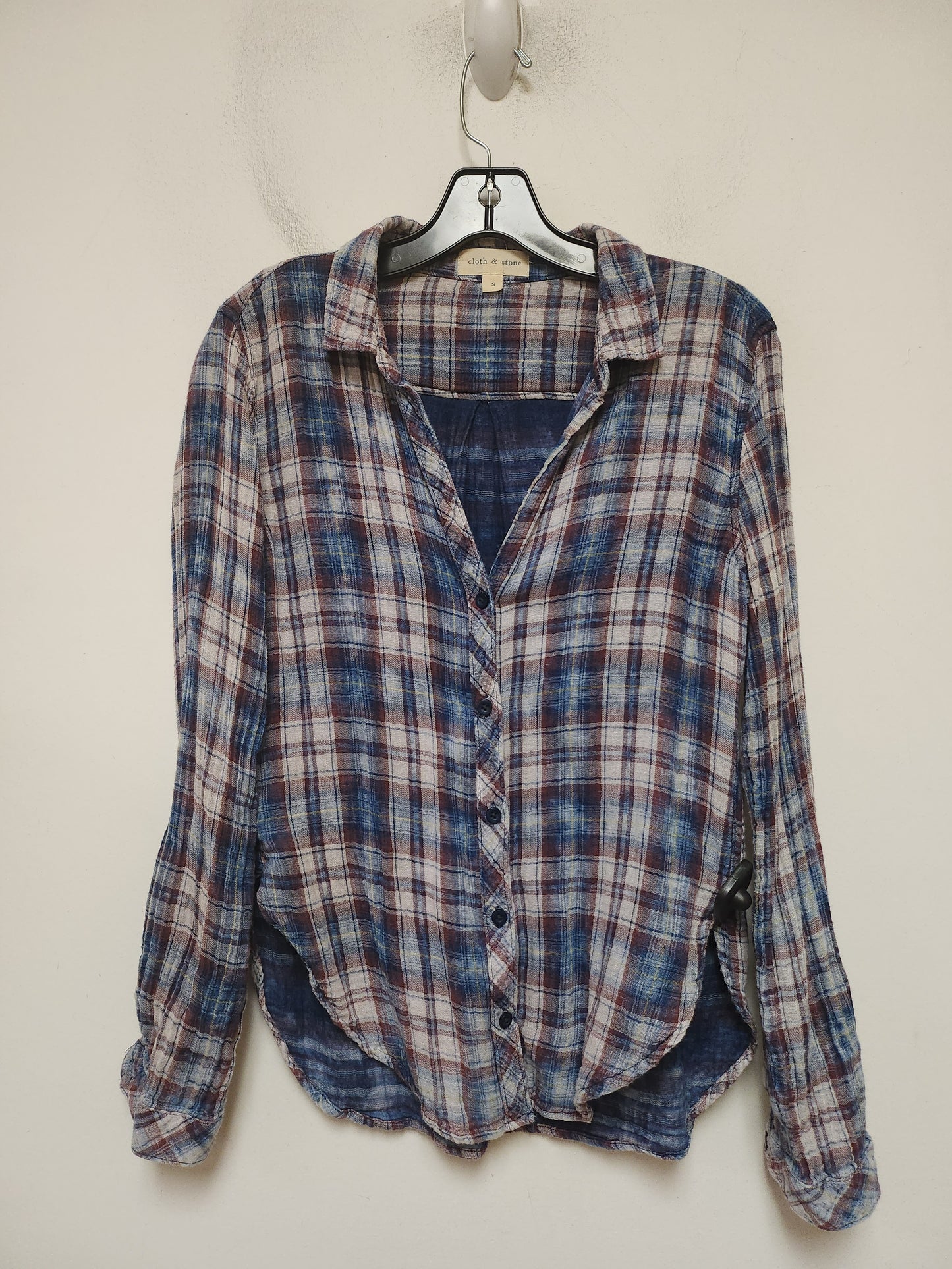 Top Long Sleeve By Cloth & Stone In Plaid Pattern, Size: S