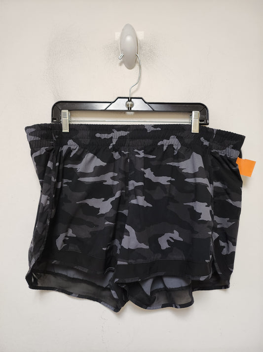 Athletic Shorts By Athleta In Camouflage Print, Size: Xl