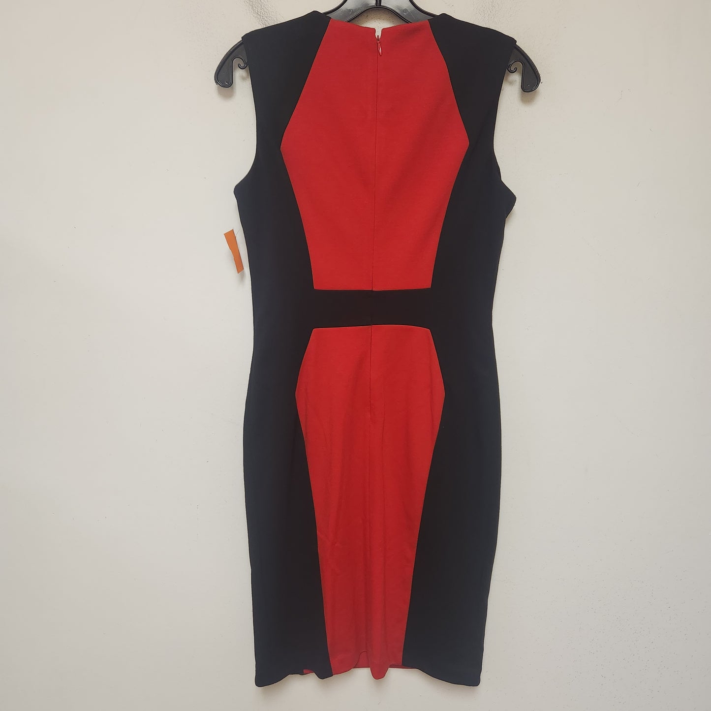 Dress Casual Short By Calvin Klein In Black & Red, Size: Xs