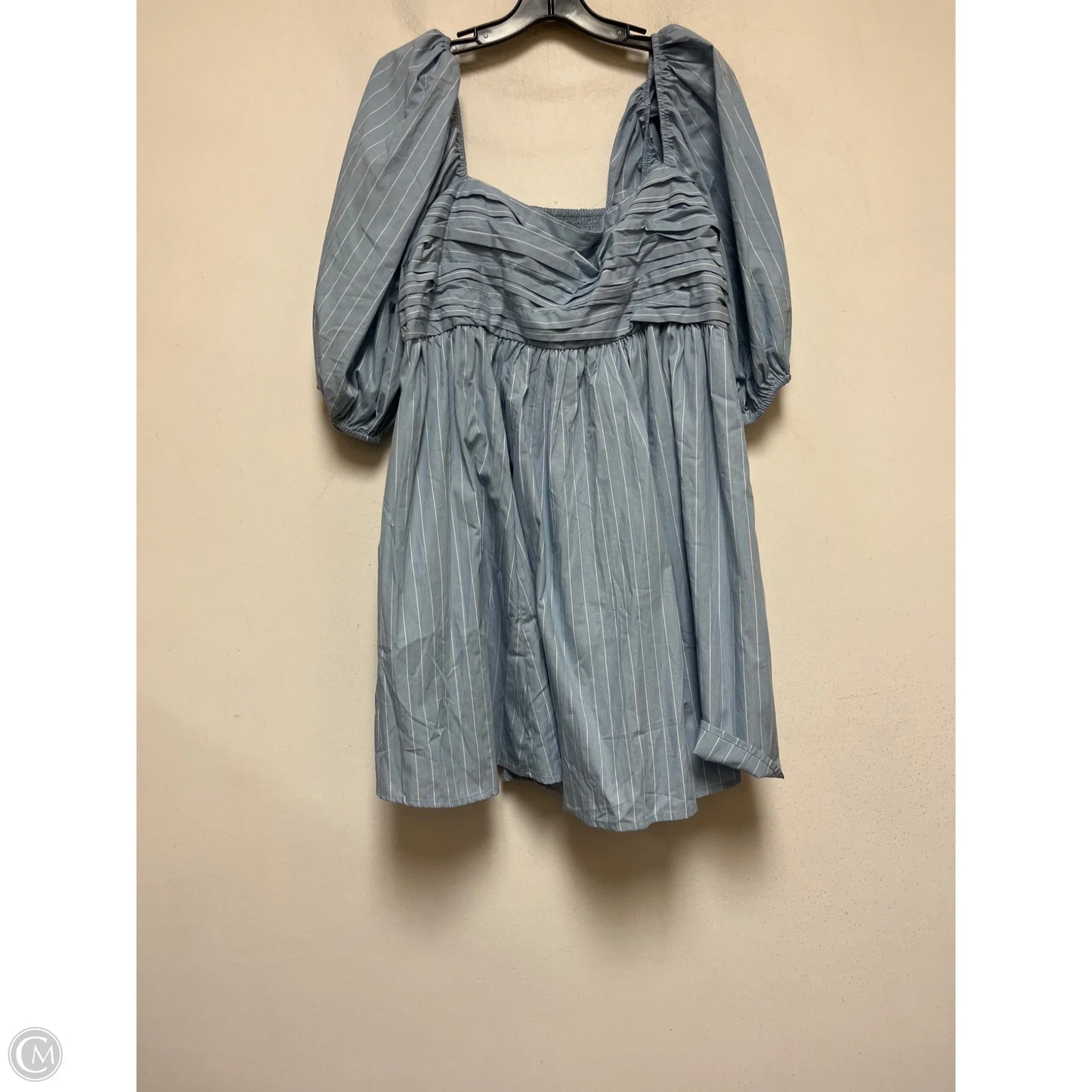 Dress Casual Short By Abercrombie And Fitch In Striped Pattern, Size: Xl