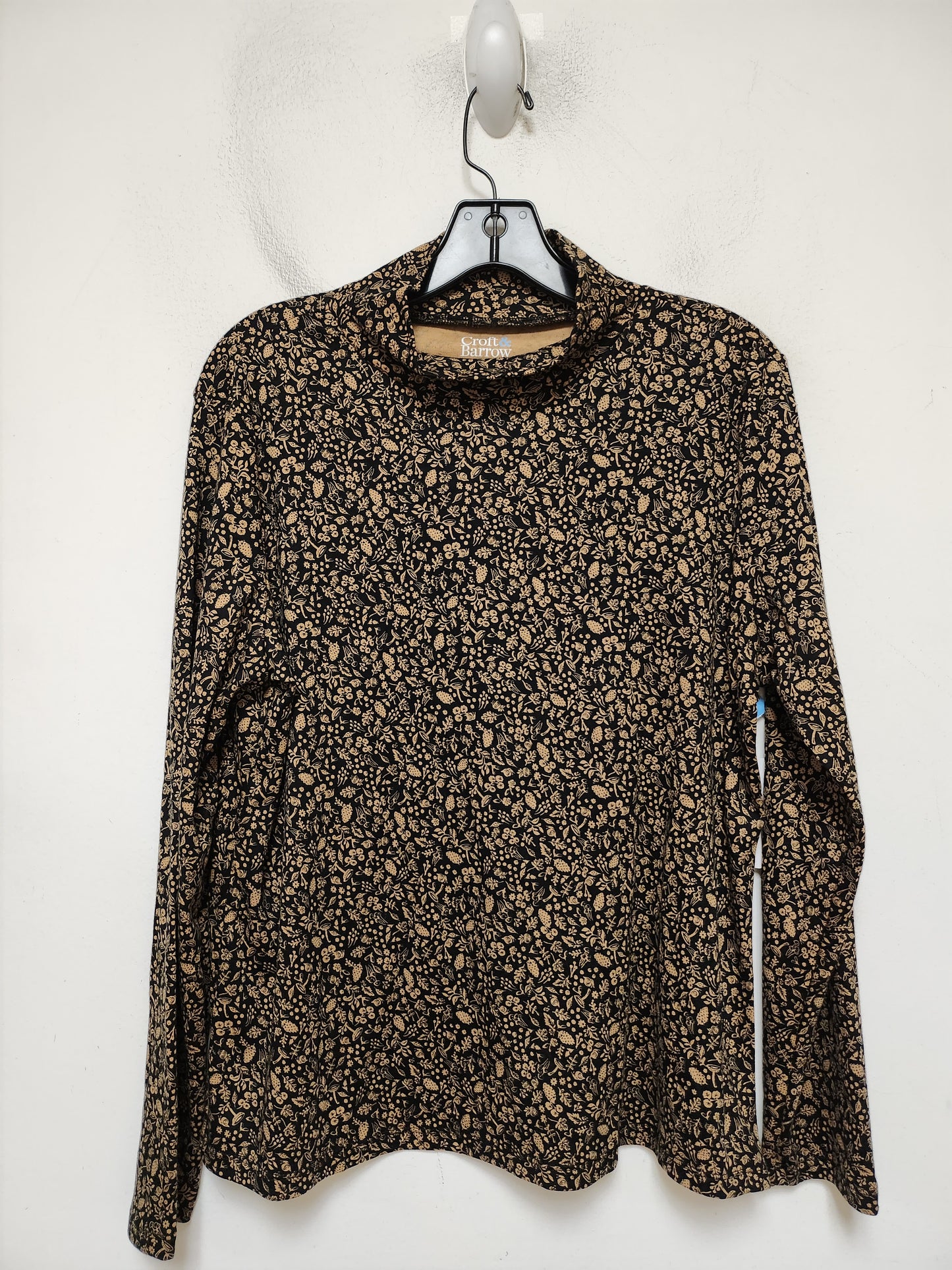 Top Long Sleeve By Croft And Barrow In Black & Brown, Size: L