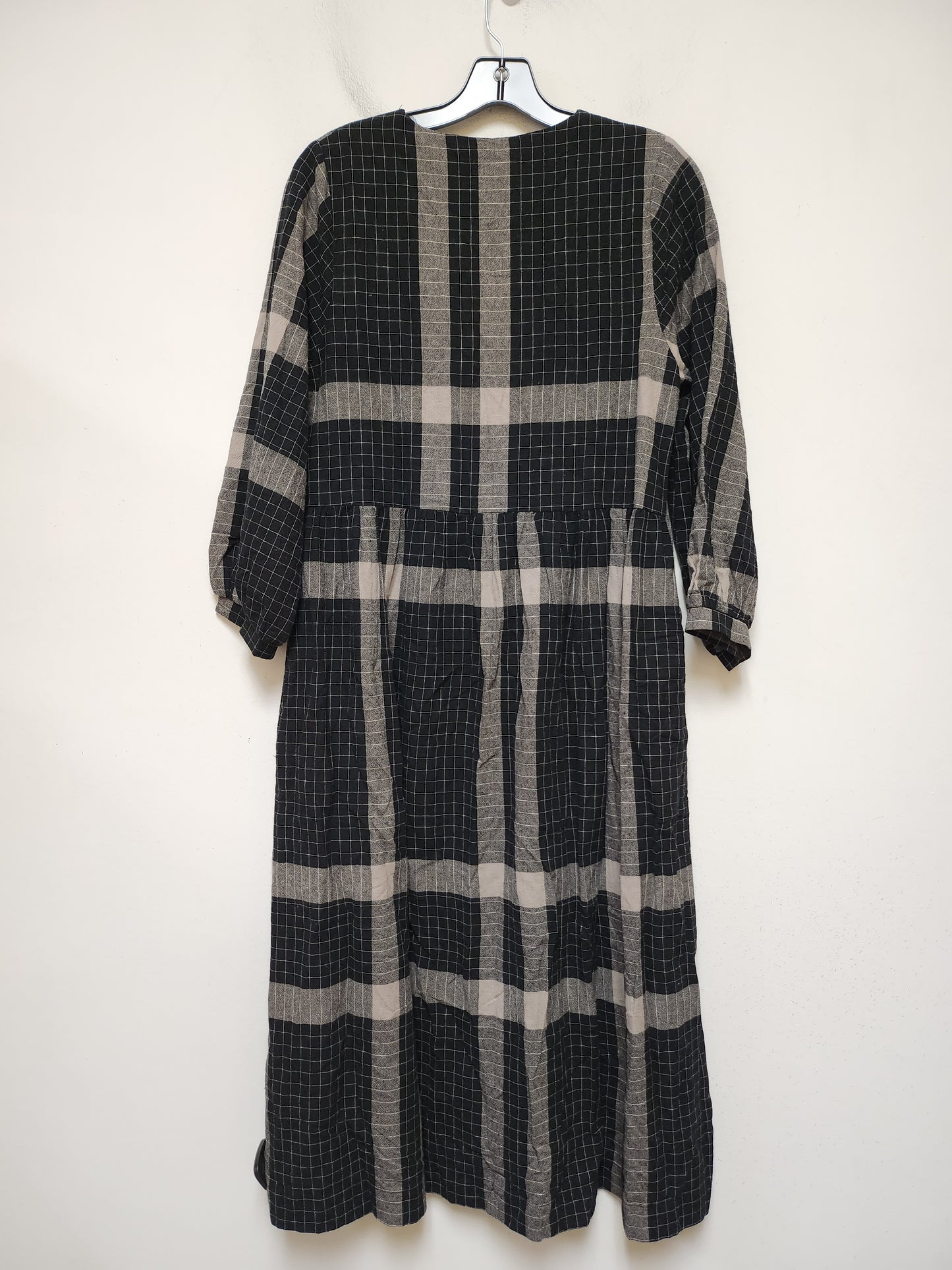 Dress Casual Midi By Clothes Mentor In Plaid Pattern, Size: S