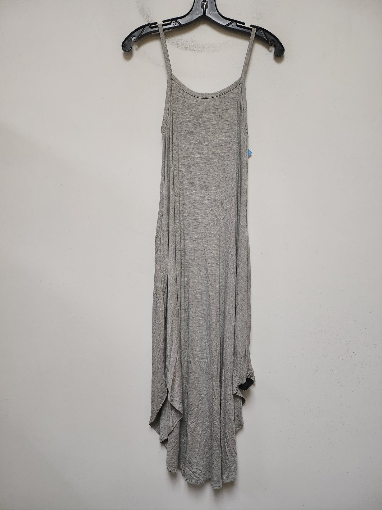 Dress Casual Midi By Clothes Mentor In Grey, Size: M