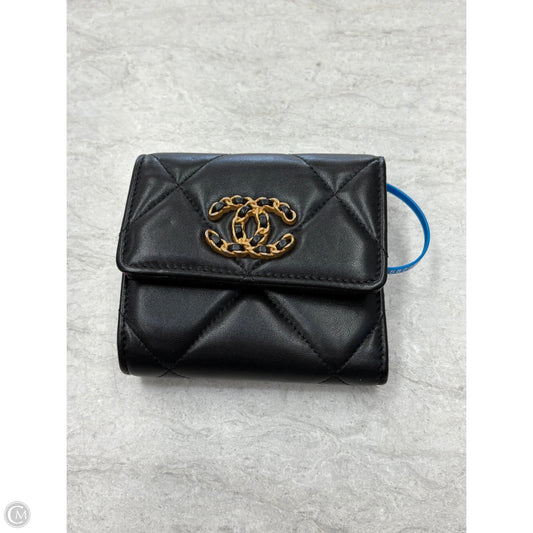 Wallet Luxury Designer By Chanel, Size: Small
