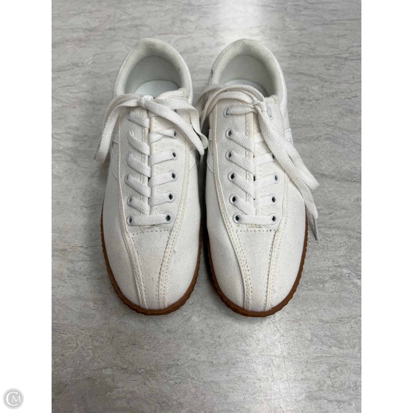 Shoes Sneakers By Clothes Mentor In White, Size: 7