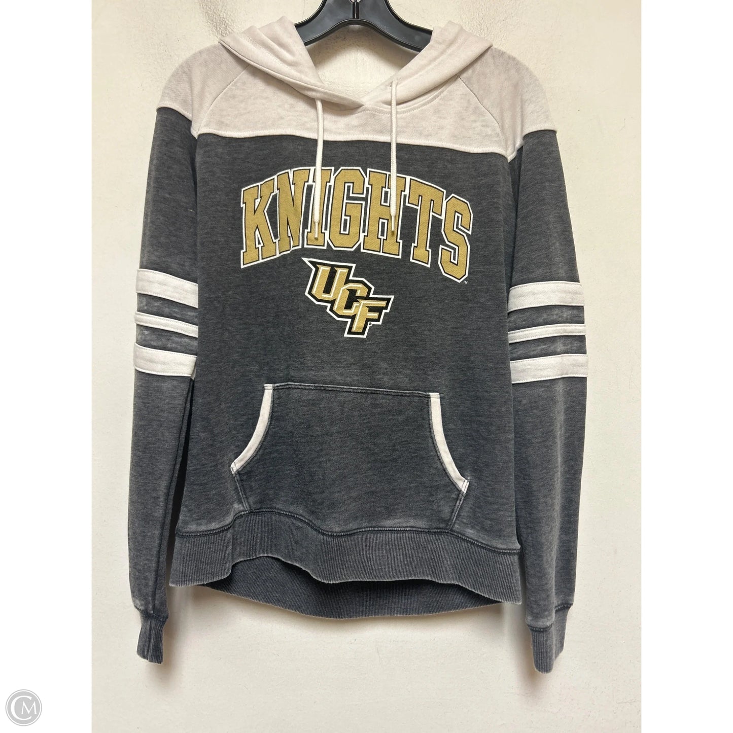 Sweatshirt Hoodie By Clothes Mentor In Grey & White, Size: S