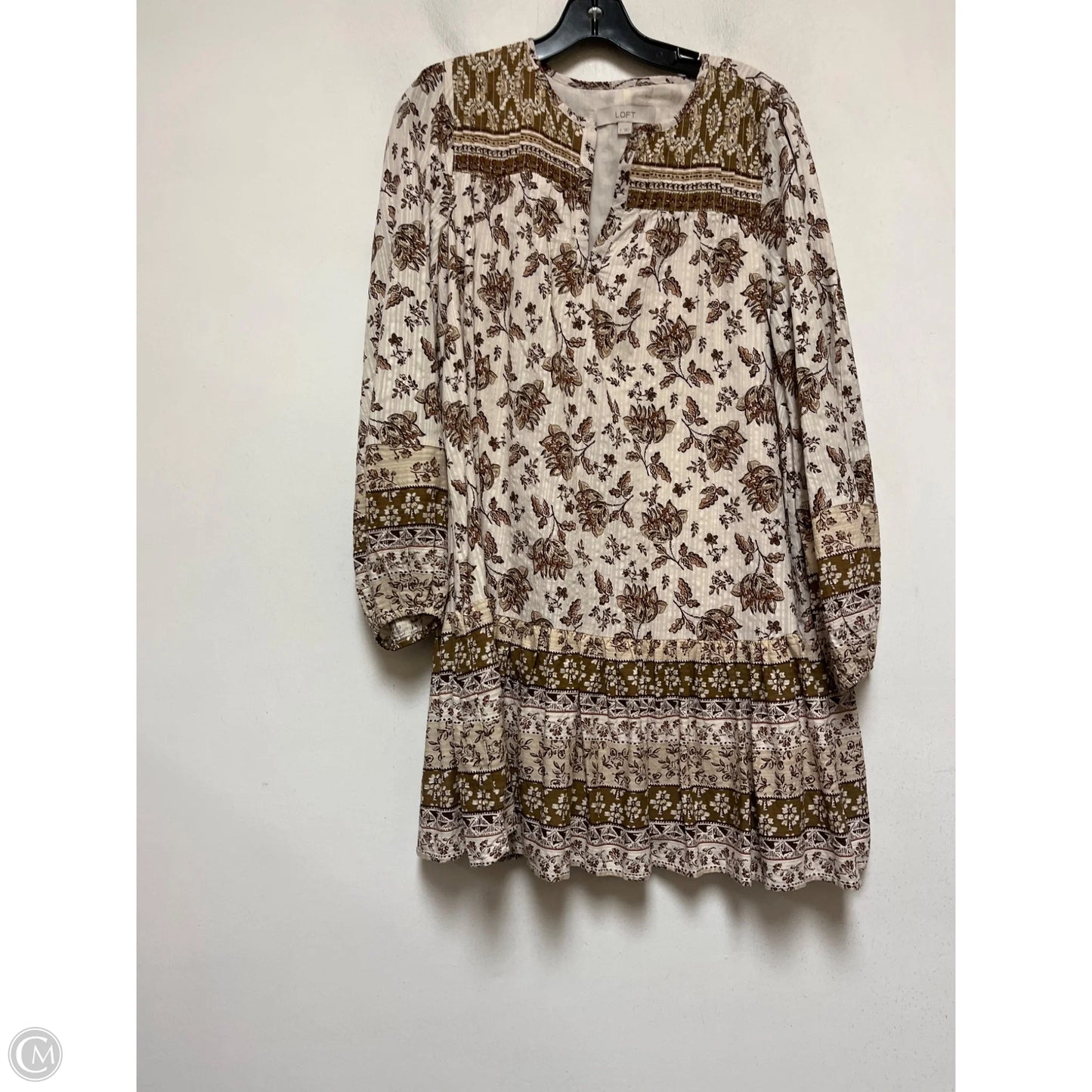 Dress Casual Short By Loft In Cream & Tan, Size: S