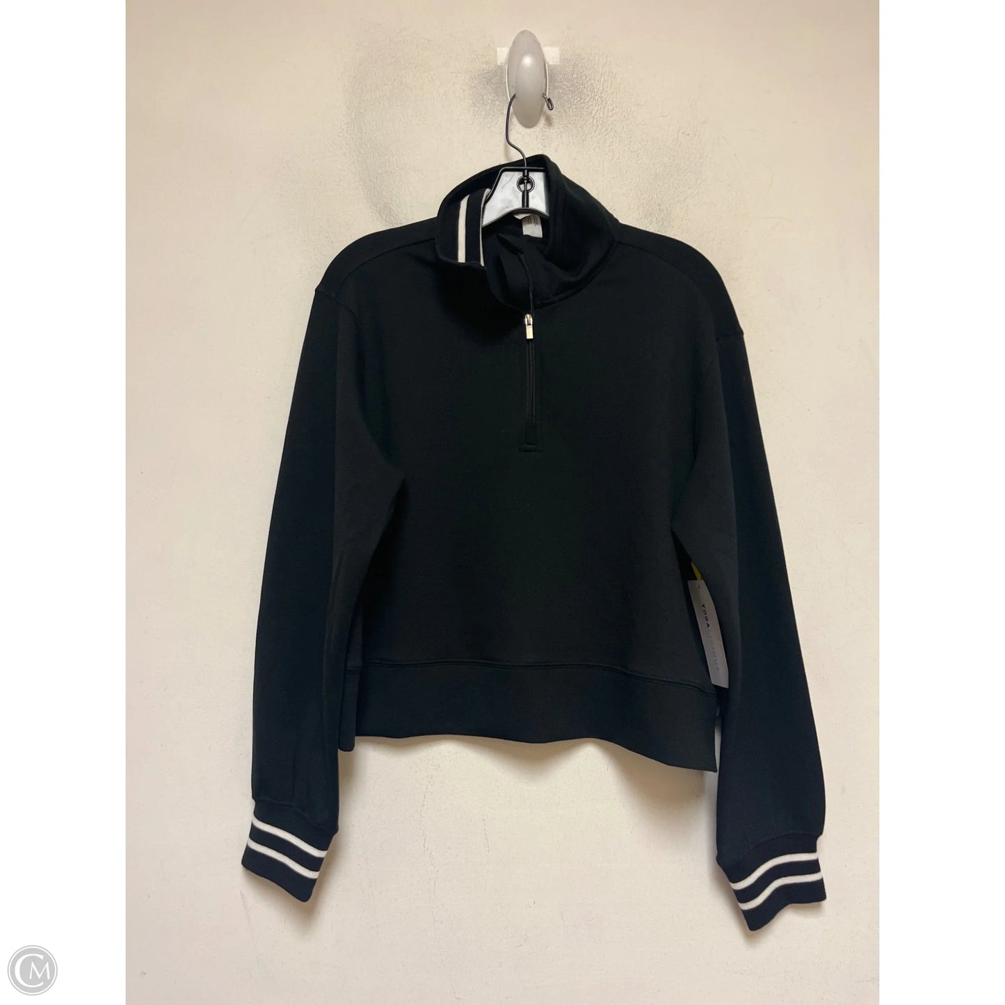 Athletic Top Long Sleeve Collar By Yogalicious In Black, Size: S