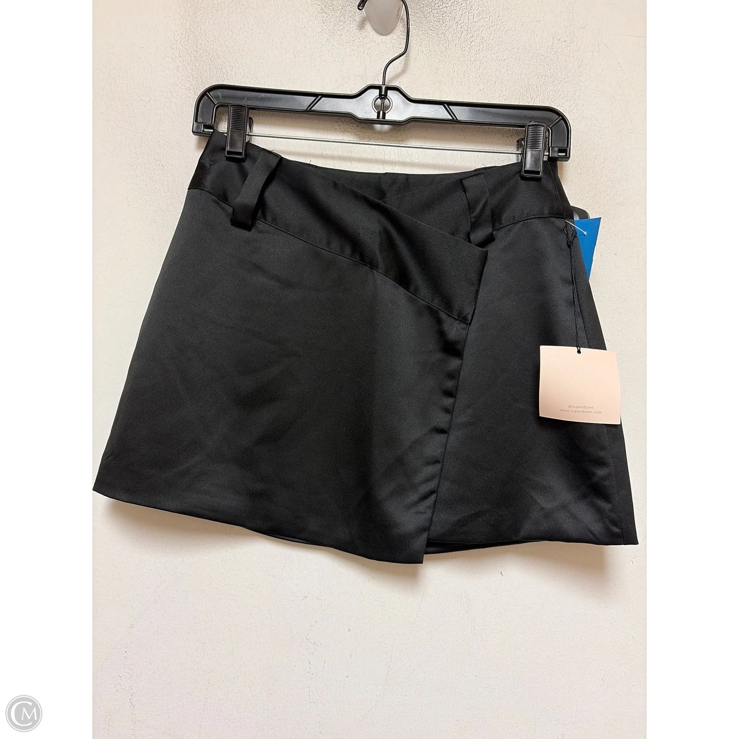 Skirt Mini & Short By Superdown In Black, Size: 2