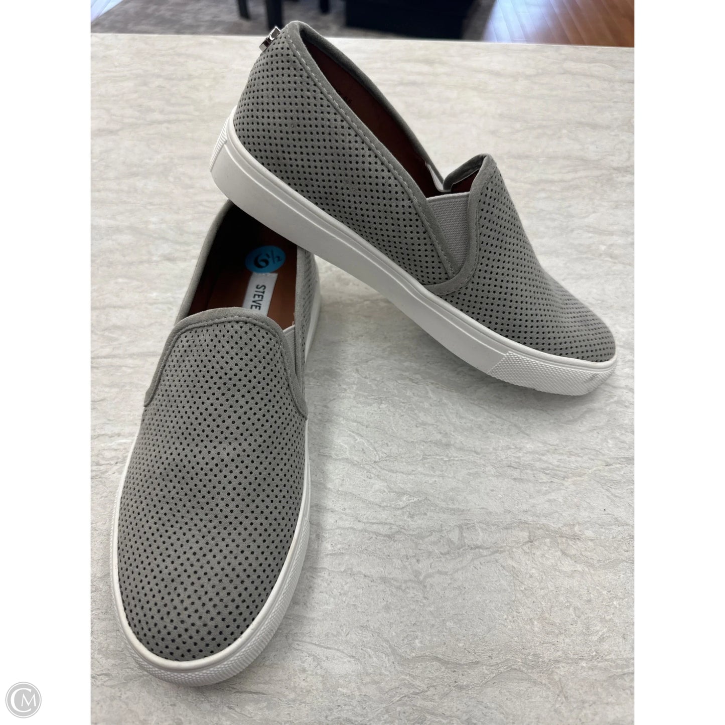 Shoes Flats By Steve Madden In Grey, Size: 6.5