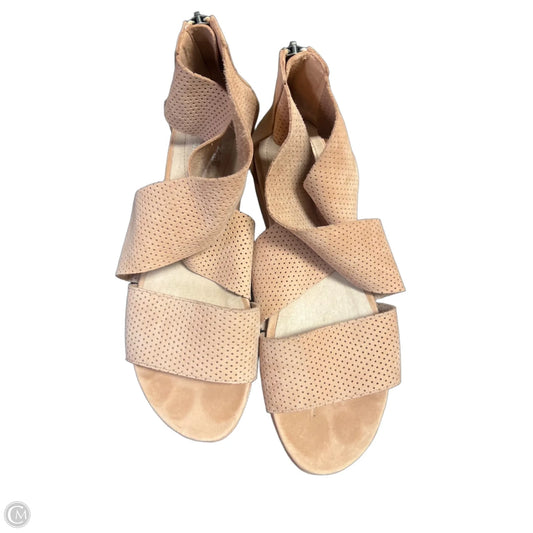 Sandals Flats By Eileen Fisher In Tan, Size: 9