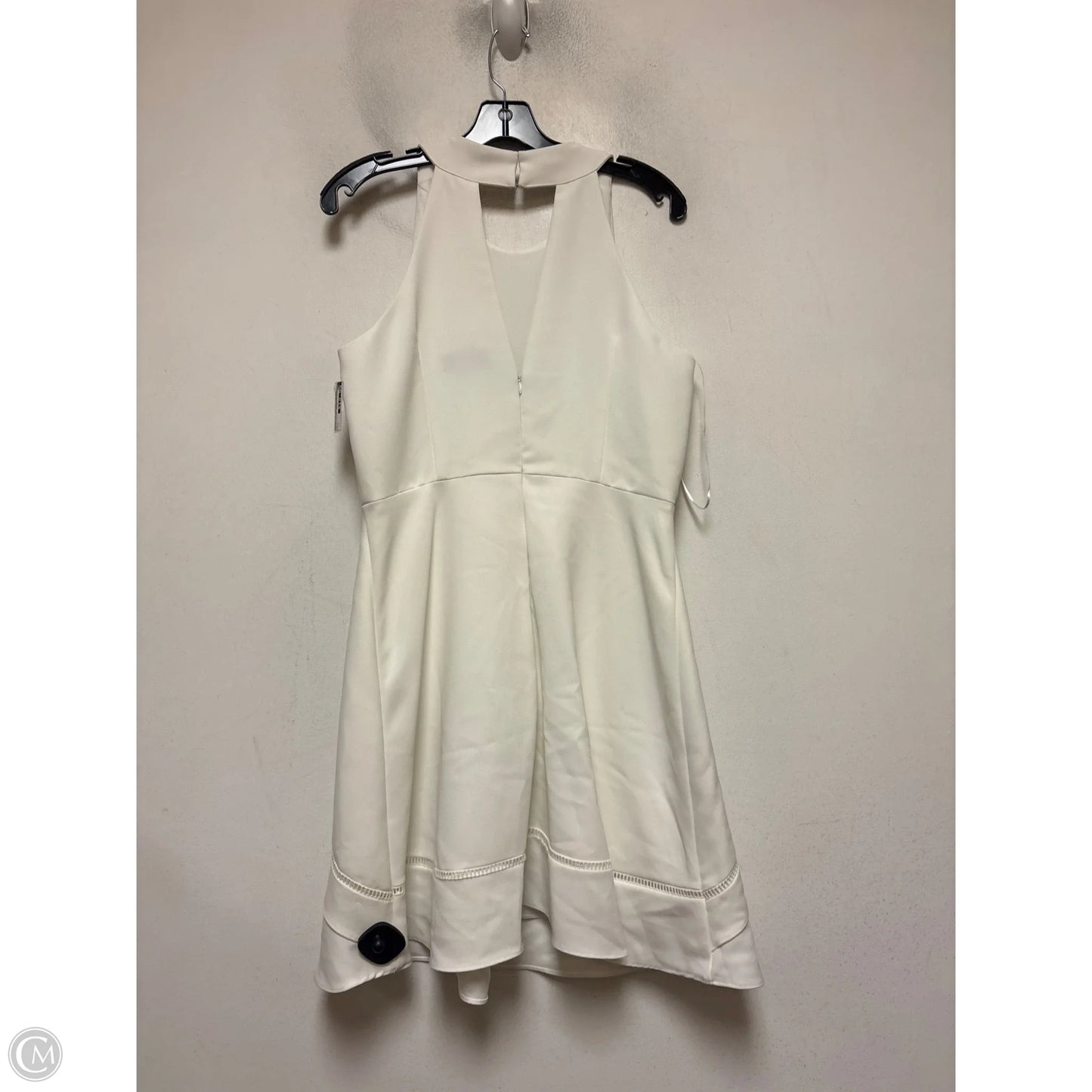 Dress Casual Short By Adelyn Rae In White, Size: L