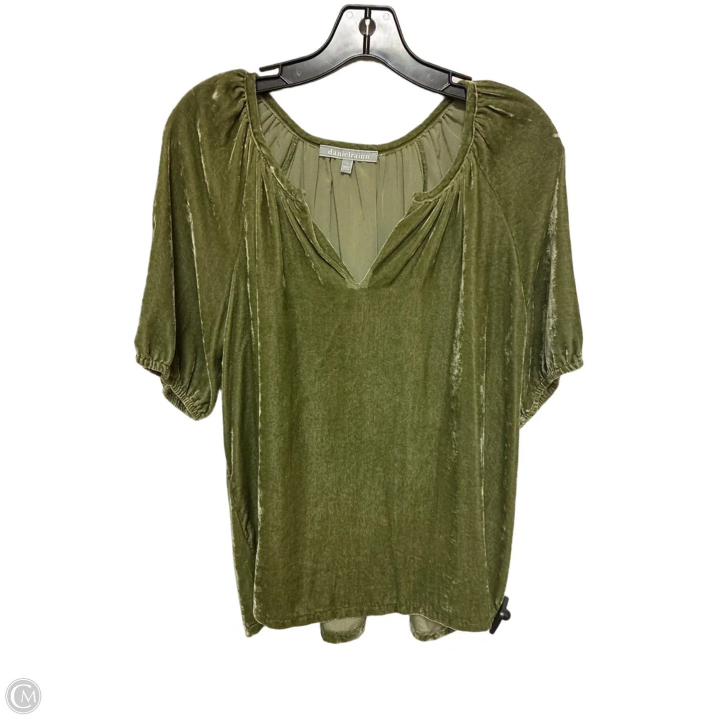 Top Short Sleeve By Daniel Rainn In Green, Size: L