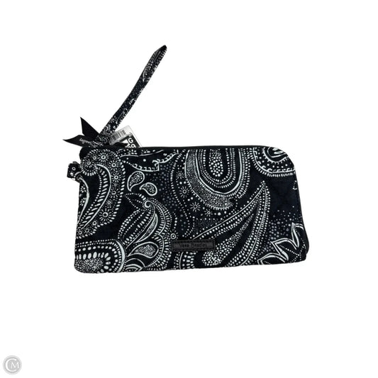 Wristlet By Vera Bradley, Size: Medium