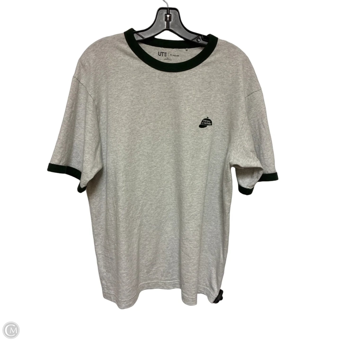 Top Short Sleeve Basic By Uniqlo In Green & Grey, Size: M