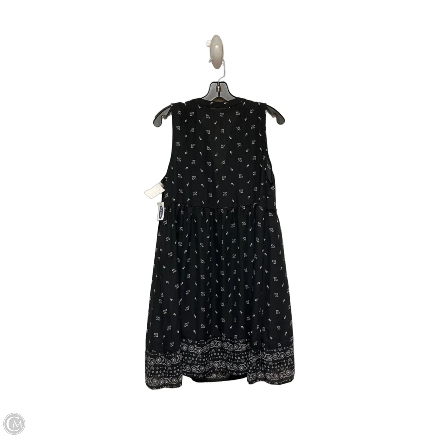 Dress Casual Short By Old Navy In Black & White, Size: M