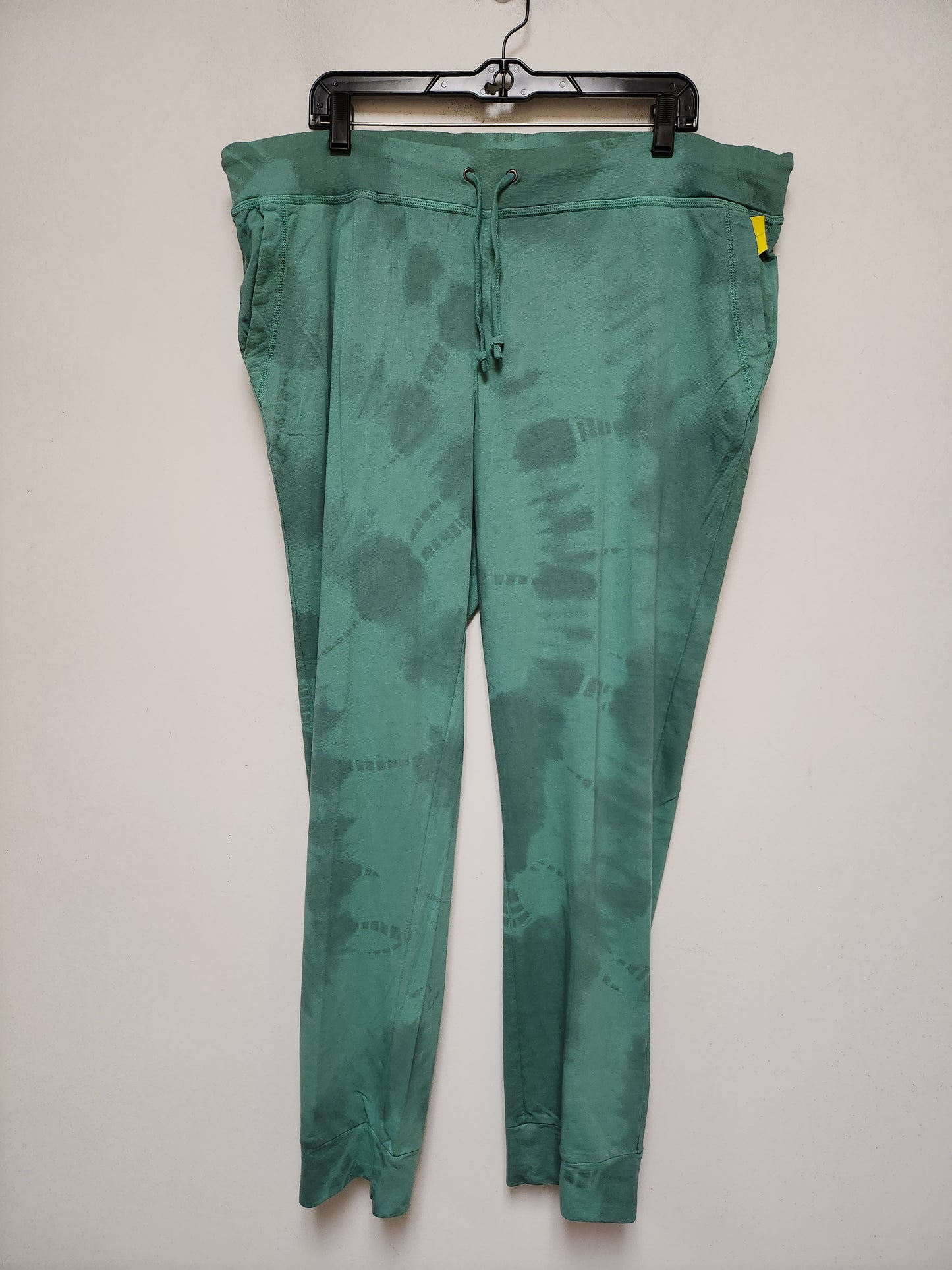 Athletic Pants 2pc By Chicos In Green, Size: Xl