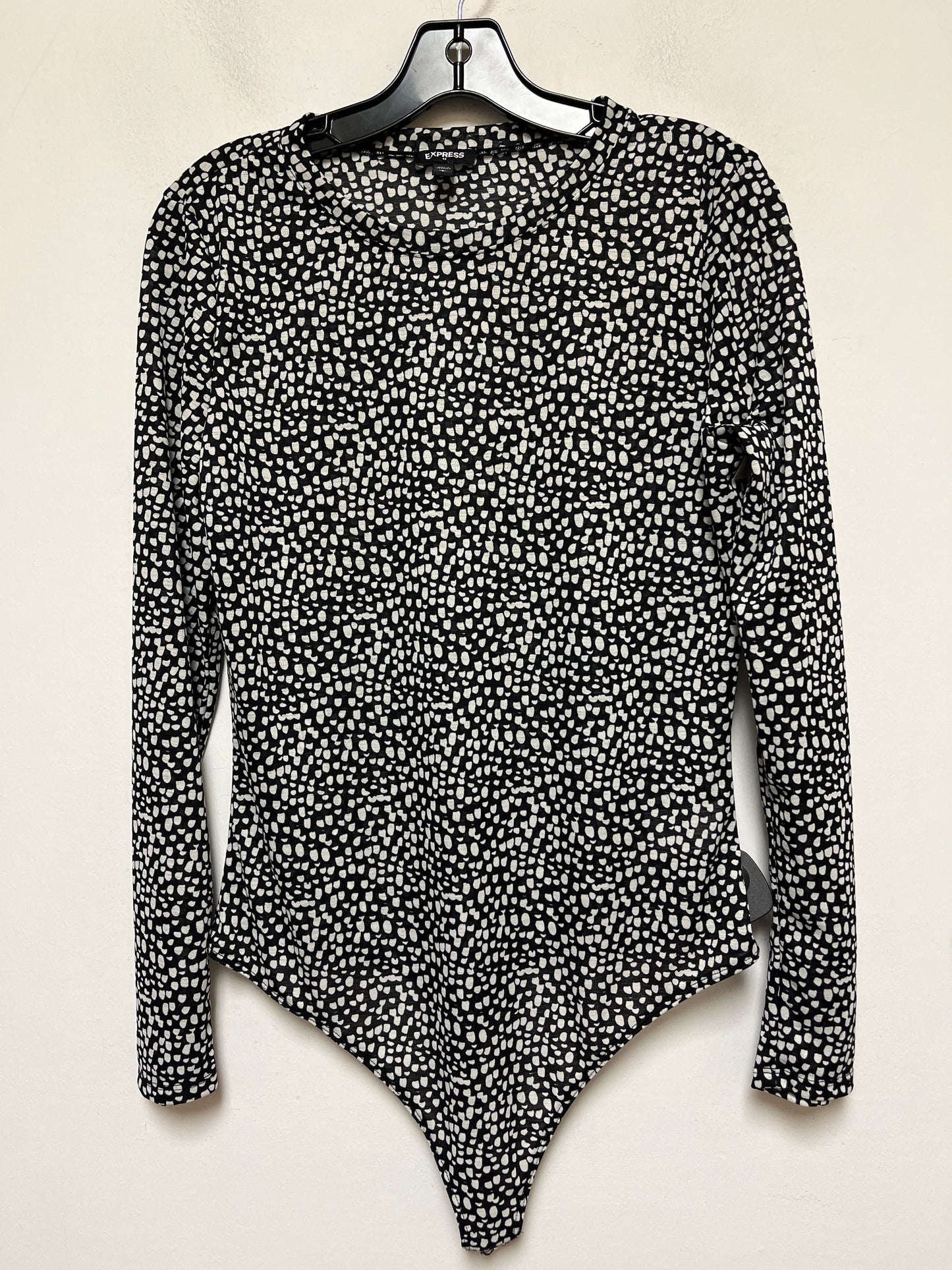 Top Long Sleeve By Express  Size: L