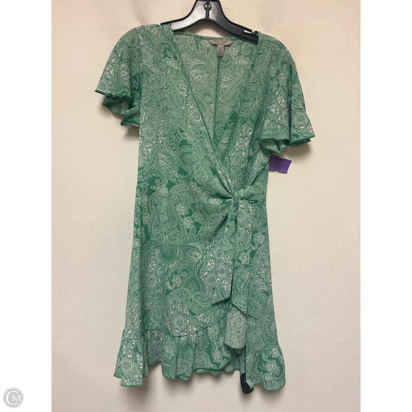 Dress Casual Short By Clothes Mentor In Green & White, Size: M