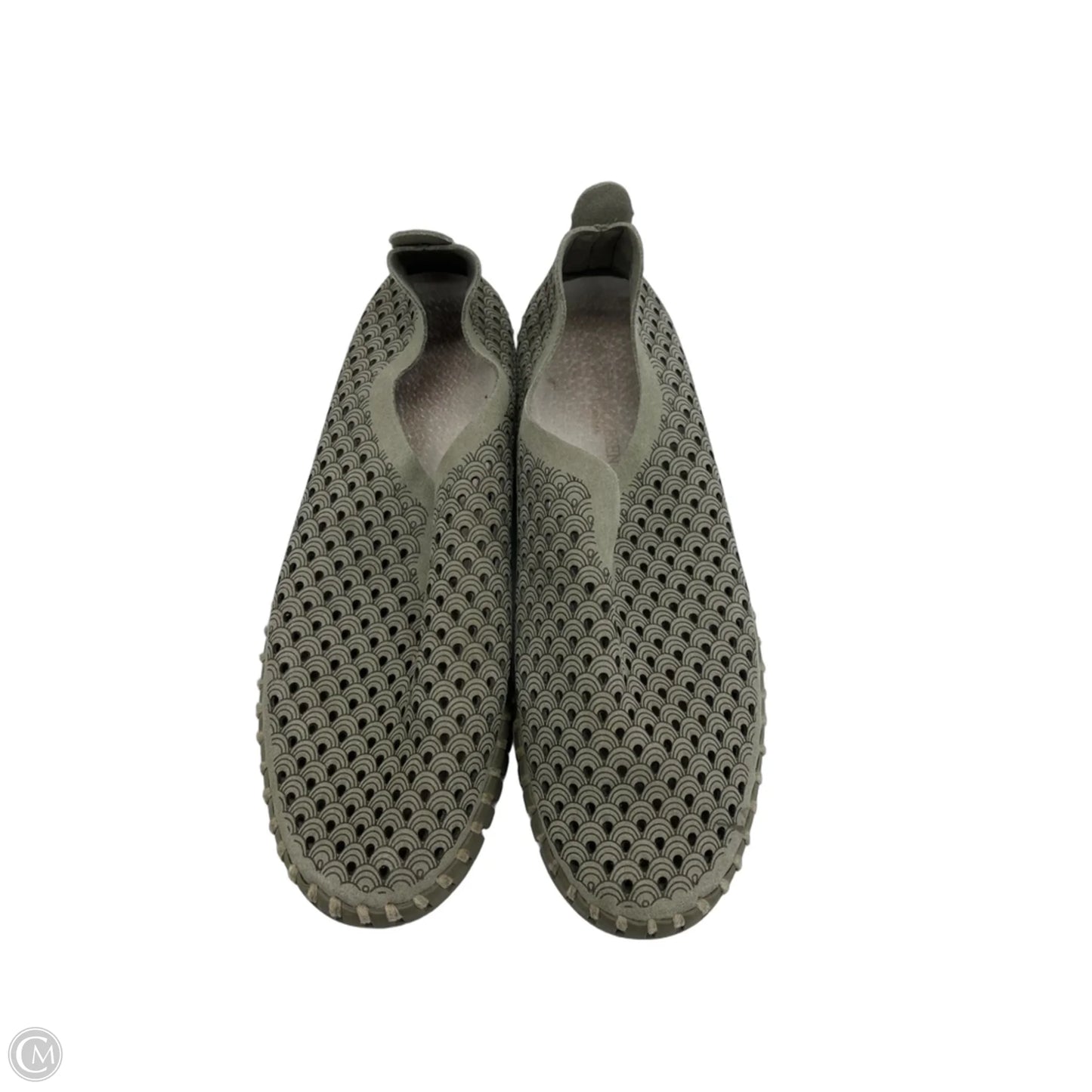 Shoes Sneakers By Clothes Mentor In Green, Size: 7.5