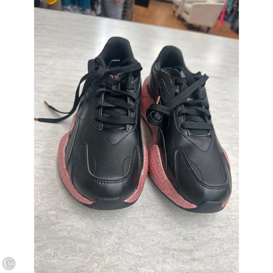Shoes Athletic By Puma In Black & Pink, Size: 8.5