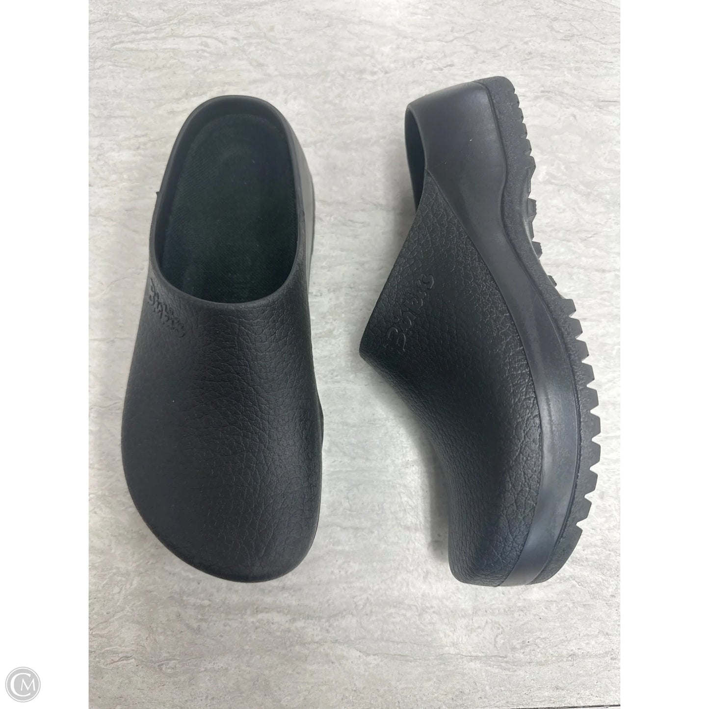 Shoes Flats By Birkenstock In Black, Size: 9