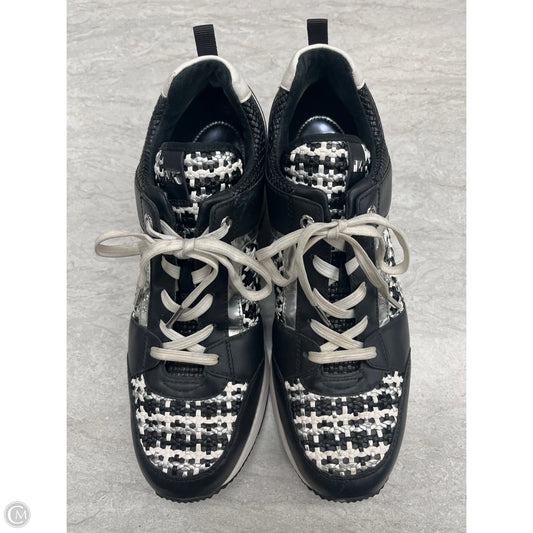 Shoes Sneakers By Michael By Michael Kors In Black & White, Size: 10