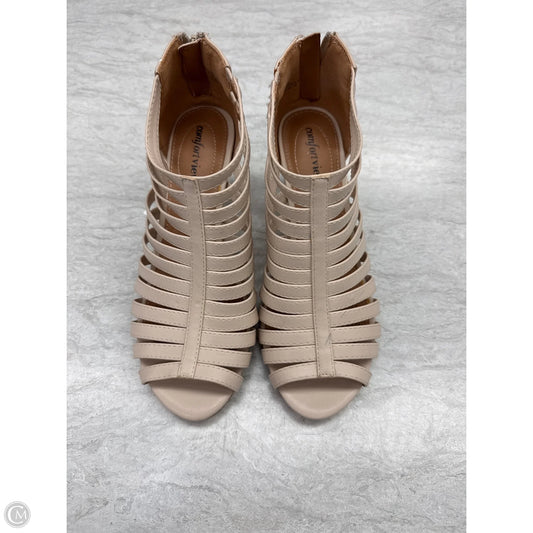Sandals Heels Kitten By Comfortview In Beige, Size: 7.5