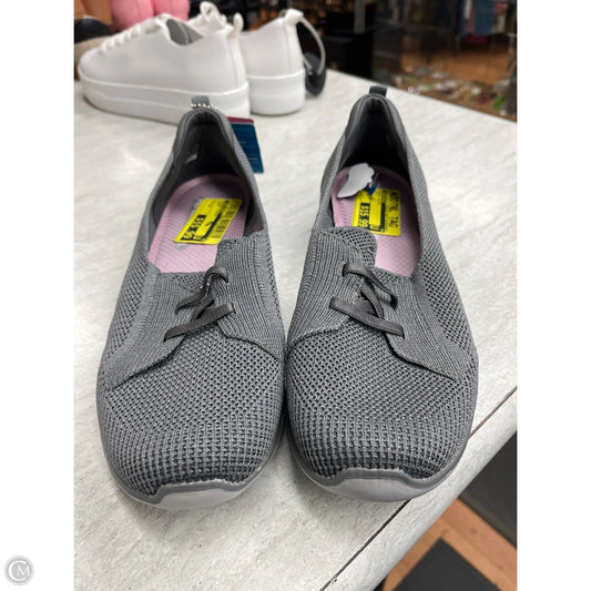 Shoes Flats By Skechers In Grey, Size: 9