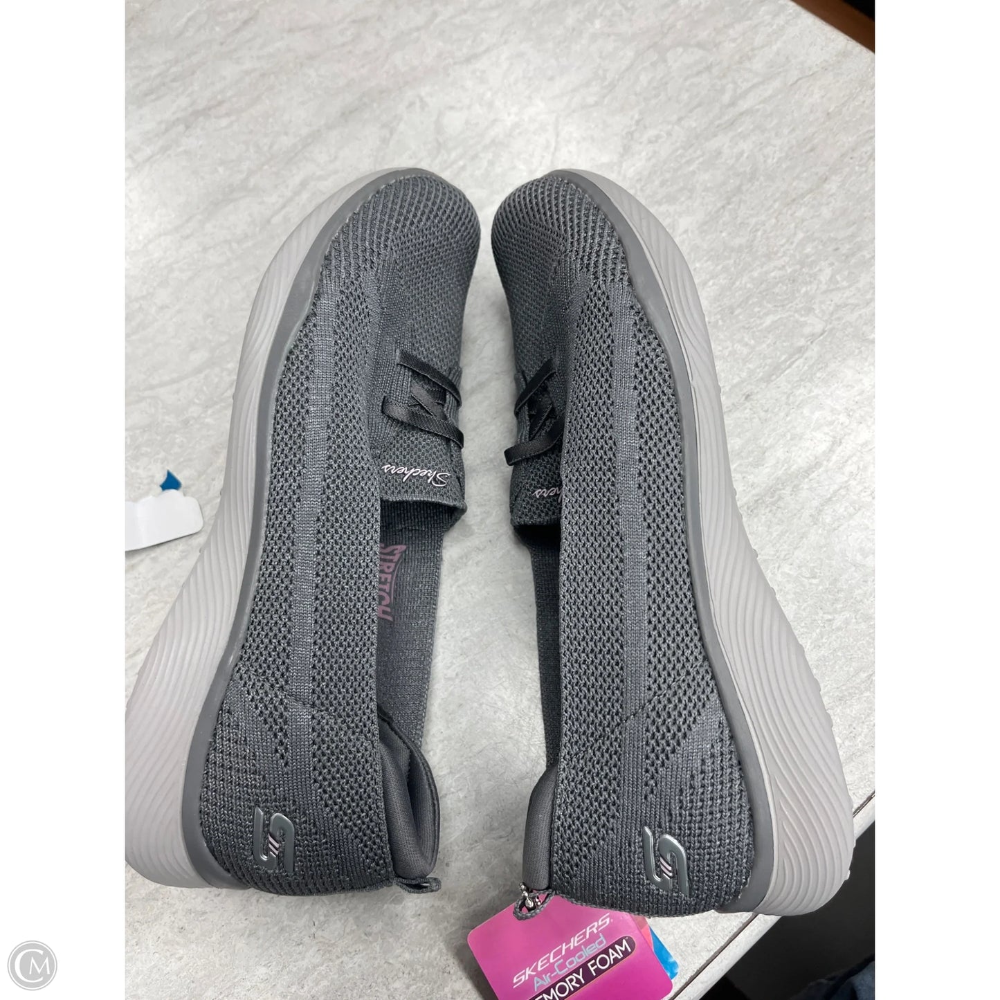Shoes Flats By Skechers In Grey, Size: 9