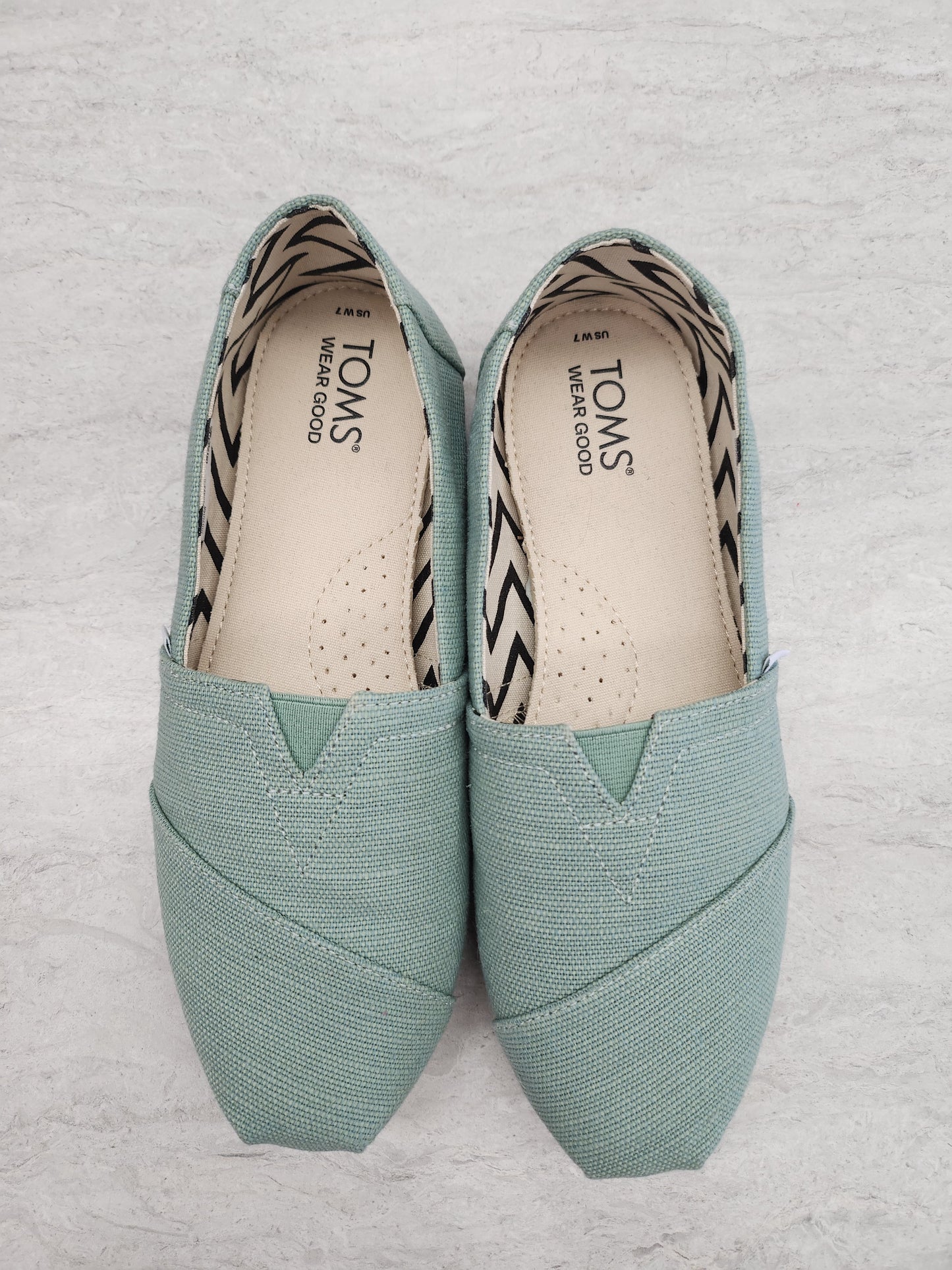 Green Shoes Flats Toms, Size 7