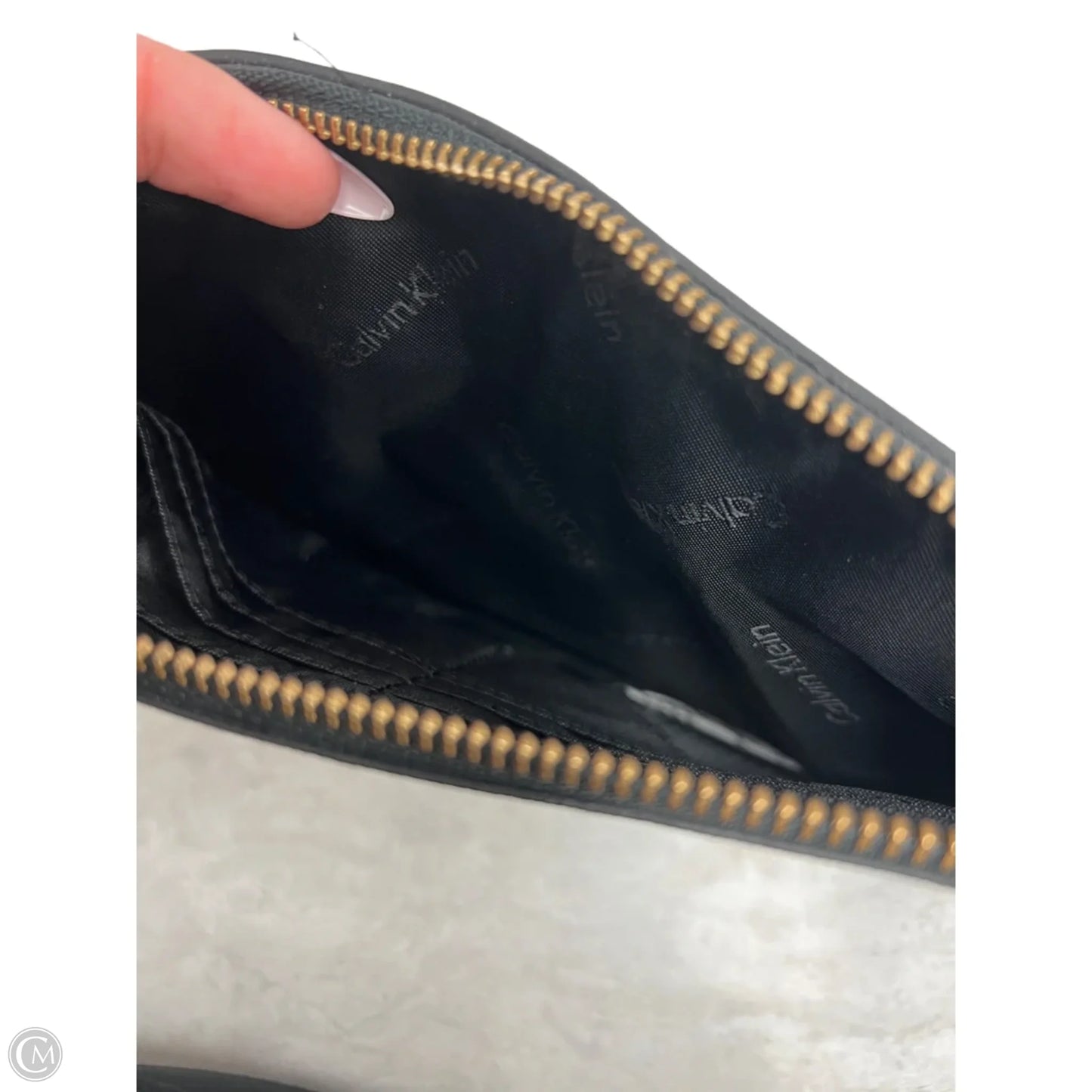 Wristlet By Calvin Klein, Size: Large