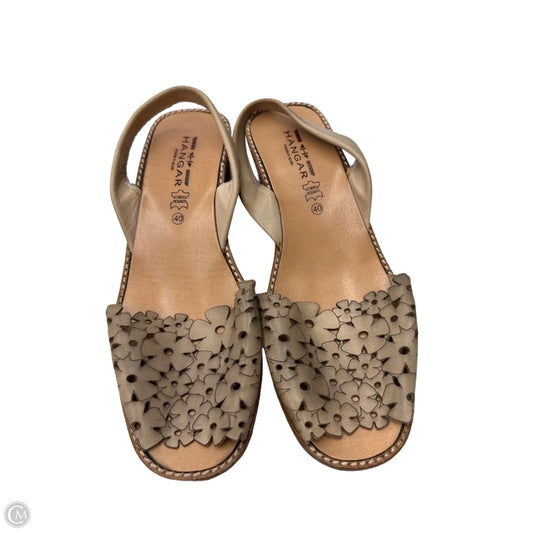 Sandals Heels Wedge By Clothes Mentor In Tan, Size: 9