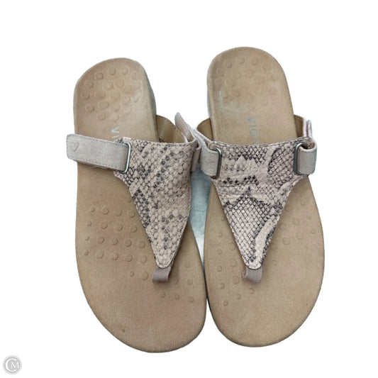 Sandals Flats By Vionic In Pink, Size: 9.5