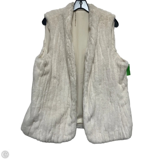 Vest Faux Fur & Sherpa By Chicos In Cream, Size: L