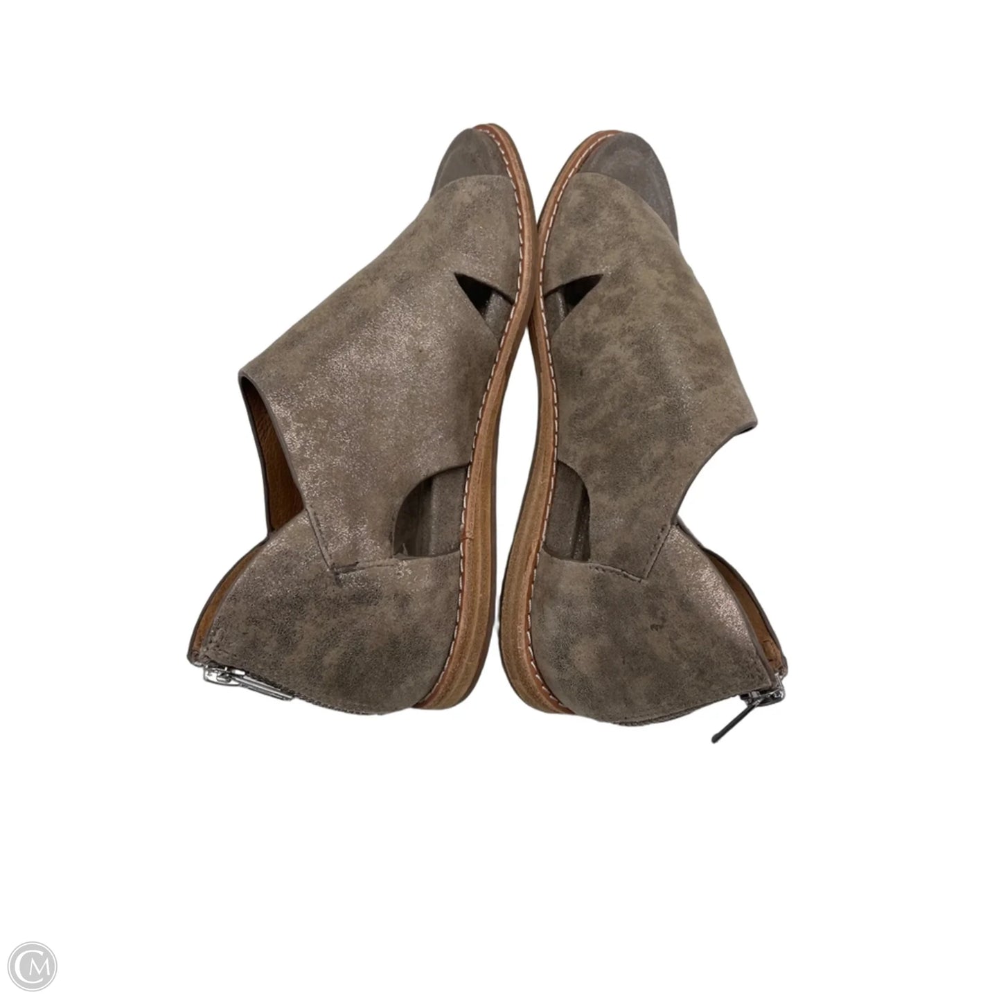 Sandals Flats By Sofft In Brown & Gold, Size: 6