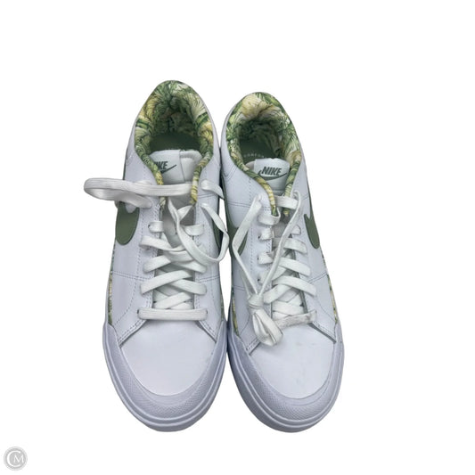 Shoes Sneakers By Nike In Green & White, Size: 10.5