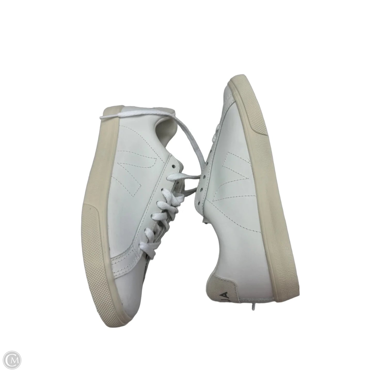 Shoes Sneakers By Veja In White, Size: 7